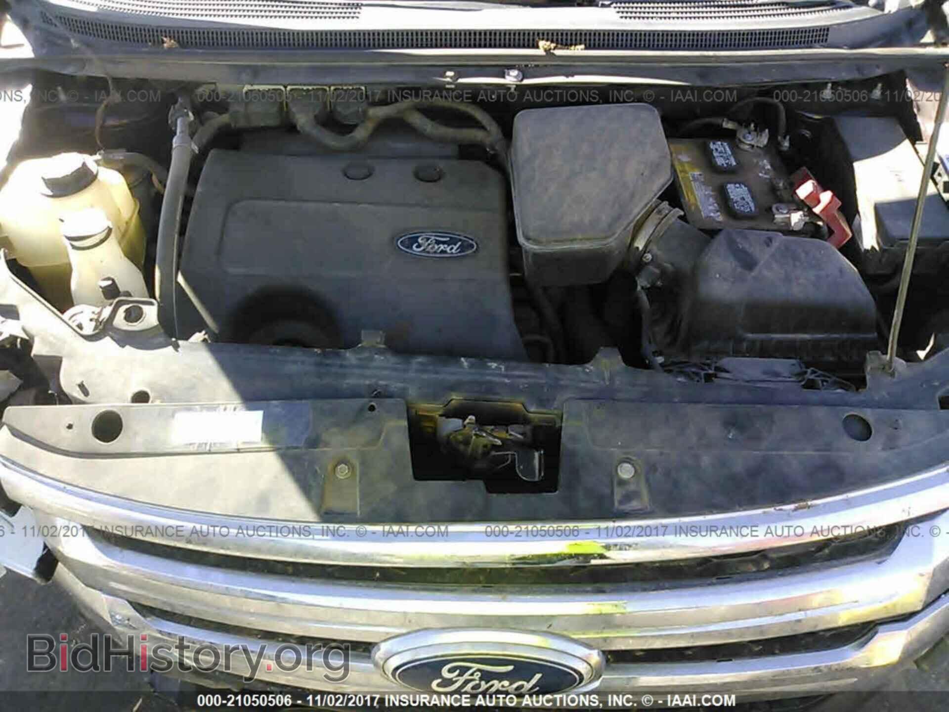 2011 Ford Edge - VIN: 2FMDK4JCXBBB30957 - Photo 10