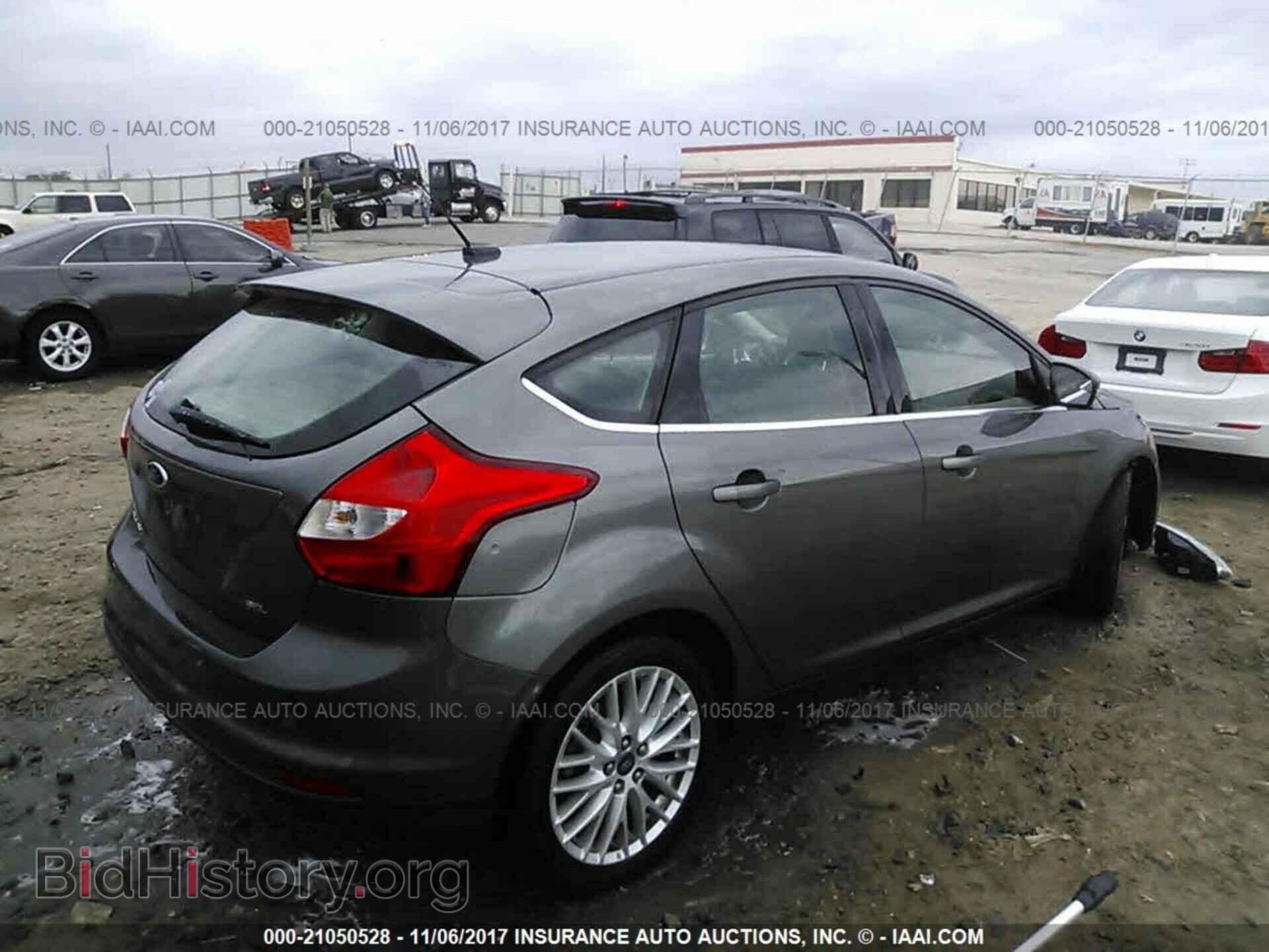 2012 Ford Focus - VIN: 1FAHP3M24CL348467 - Photo 4