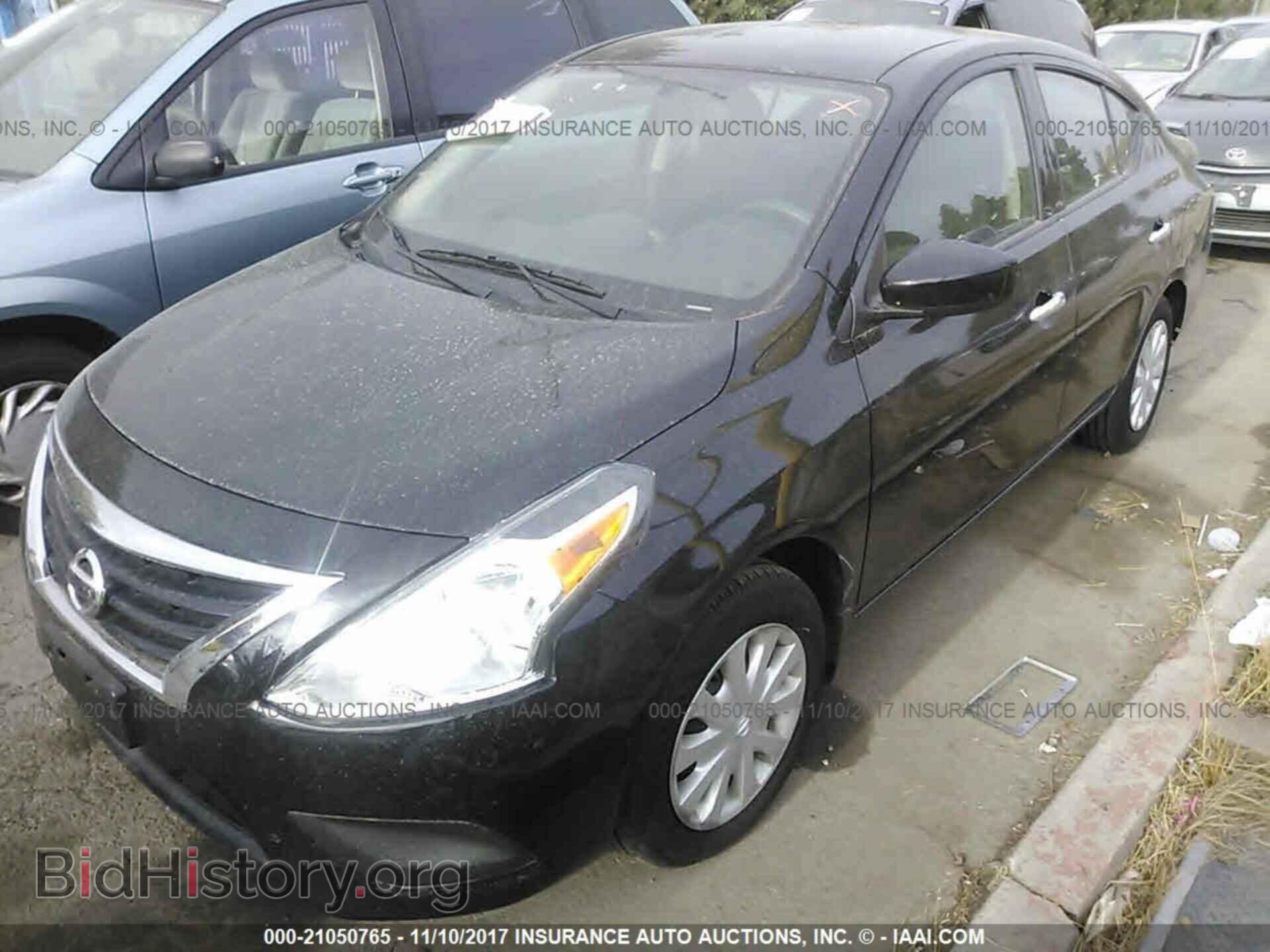 2017 Nissan Versa - VIN: 3N1CN7AP9HL804415 - Фото 2