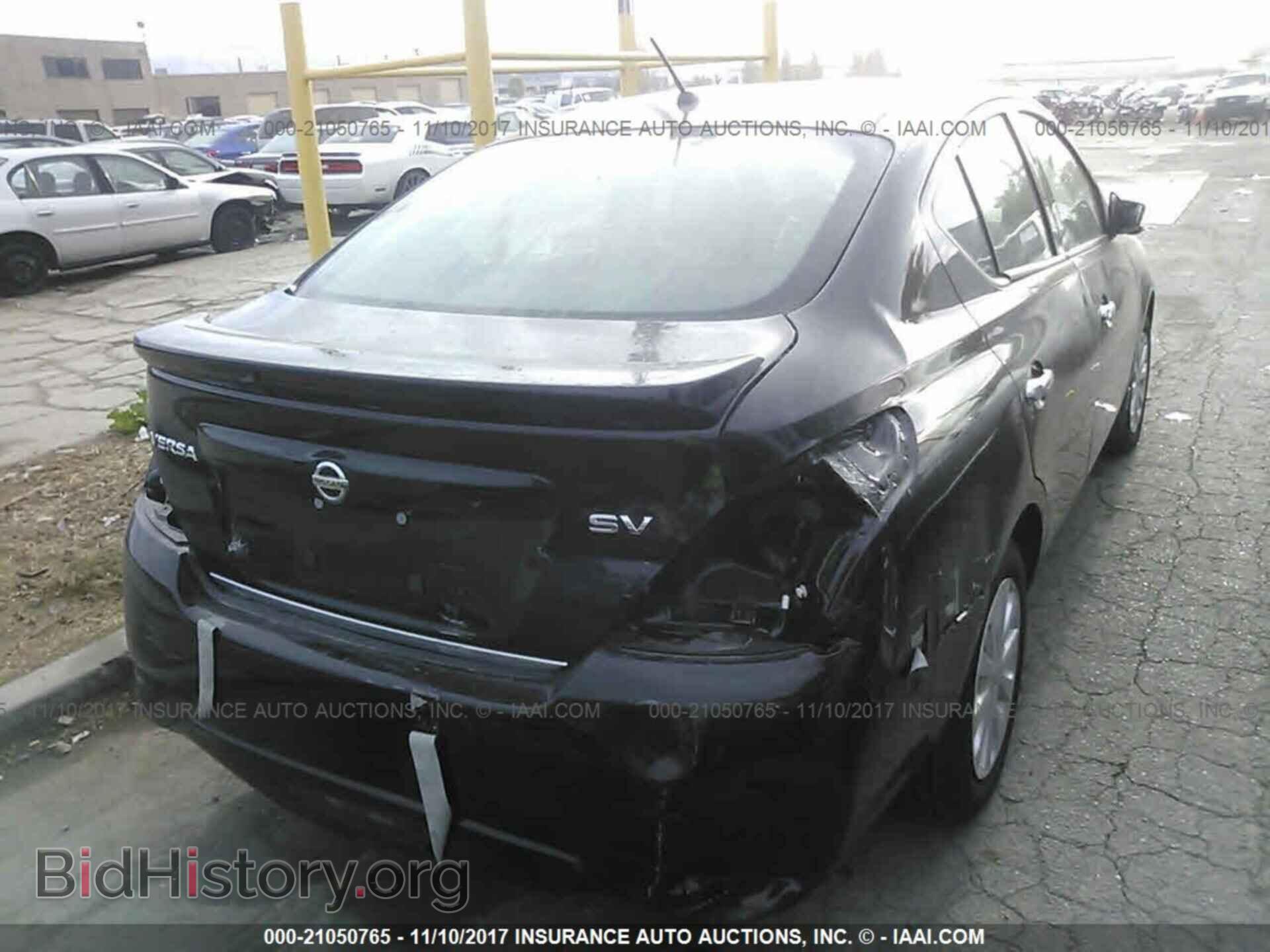 2017 Nissan Versa - VIN: 3N1CN7AP9HL804415 - Фото 4