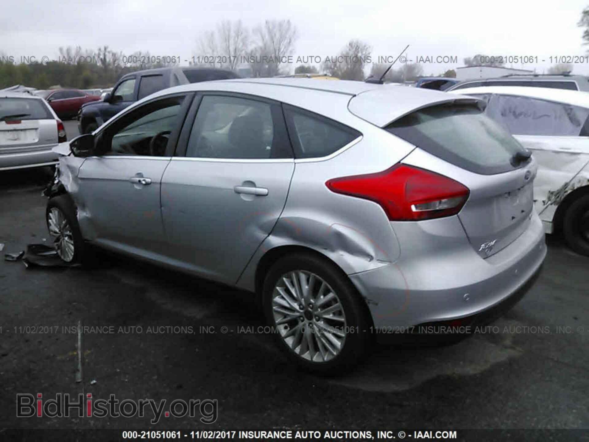 2016 Ford Focus - VIN: 1FADP3N29GL226108 - Фото 3