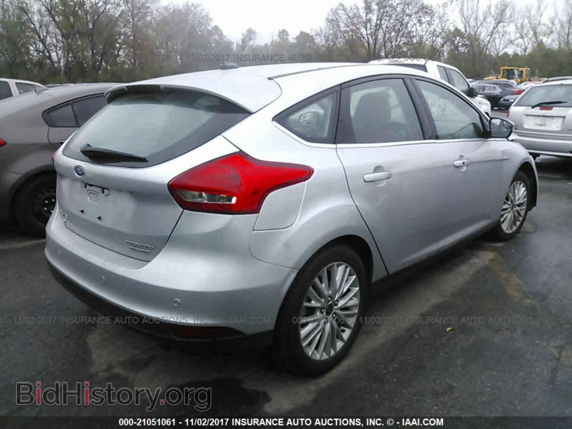 2016 Ford Focus - VIN: 1FADP3N29GL226108 - Фото 4