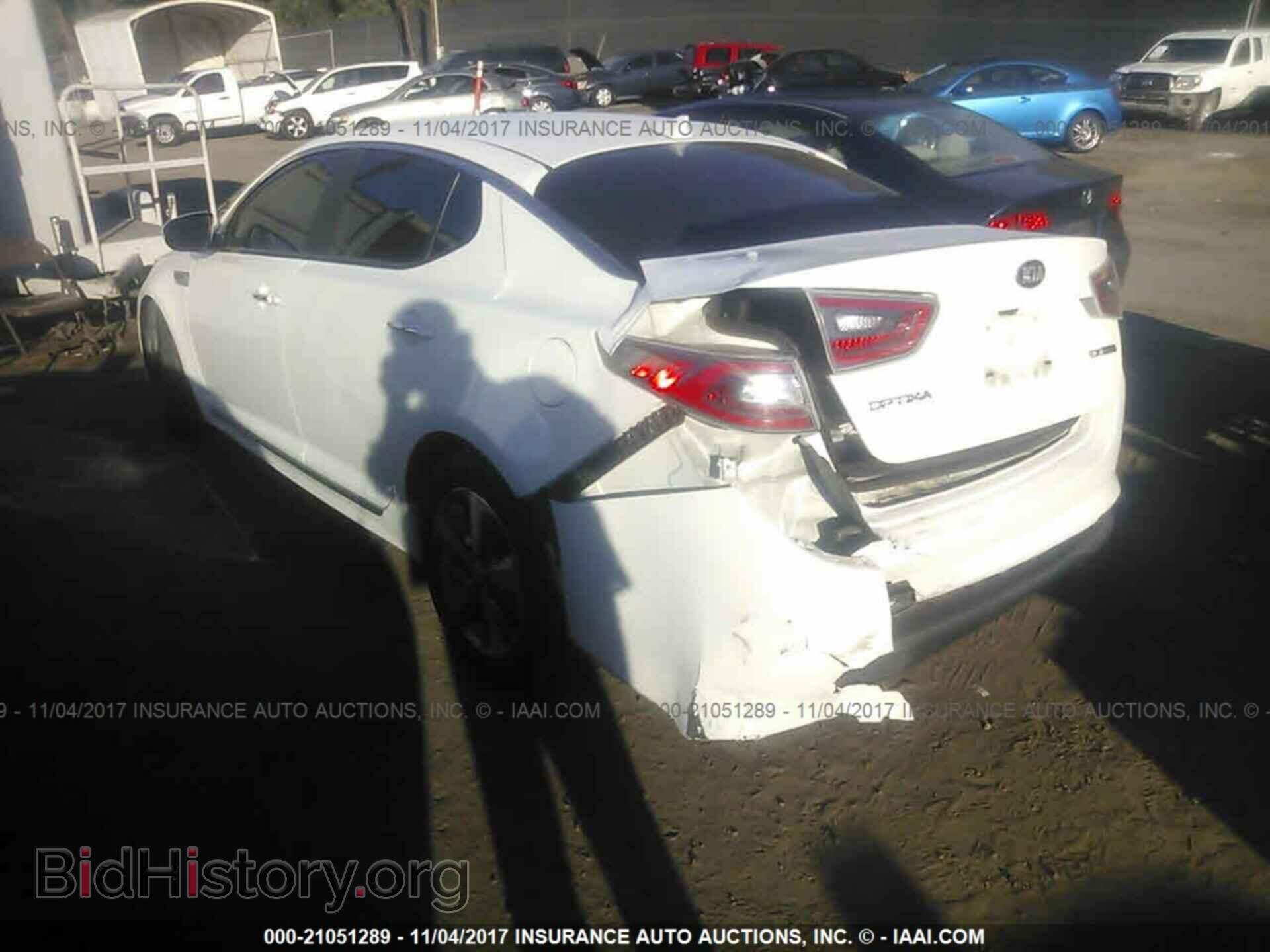 2015 Kia Optima - VIN: KNAGN4AD8F5087762 - Photo 3