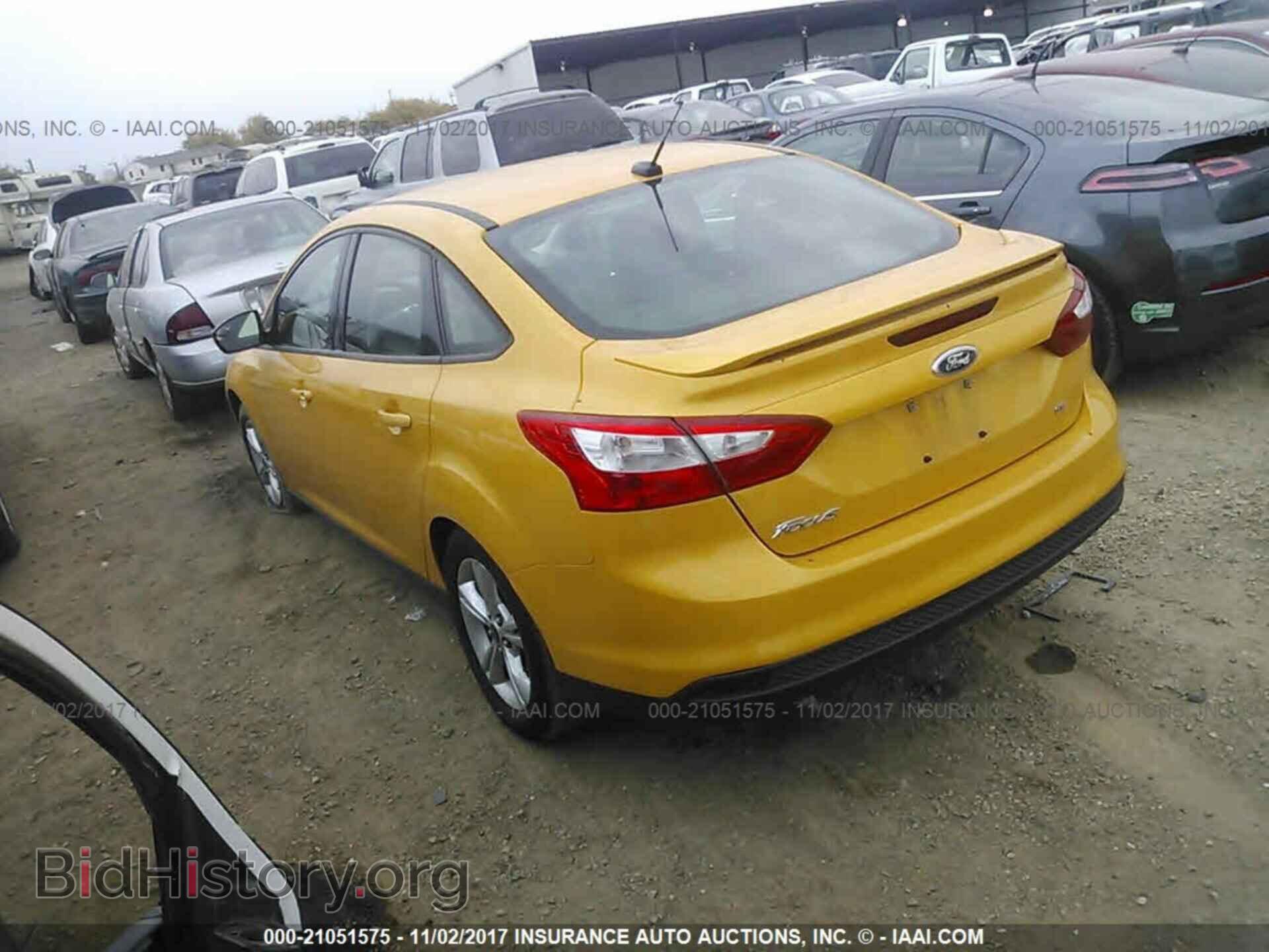 2012 Ford Focus - VIN: 1FAHP3F29CL400785 - Photo 3