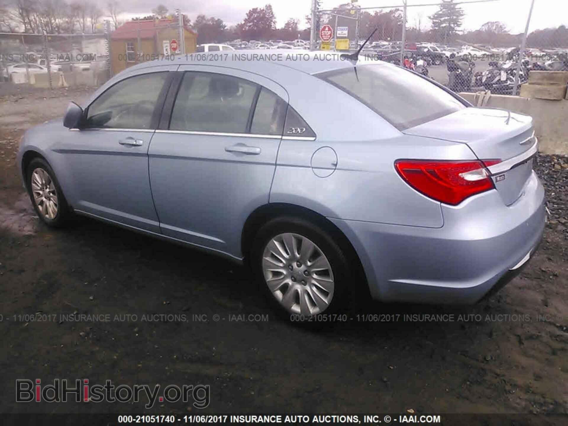 2013 Chrysler 200 - VIN: 1C3CCBAB3DN606356 - Photo 3