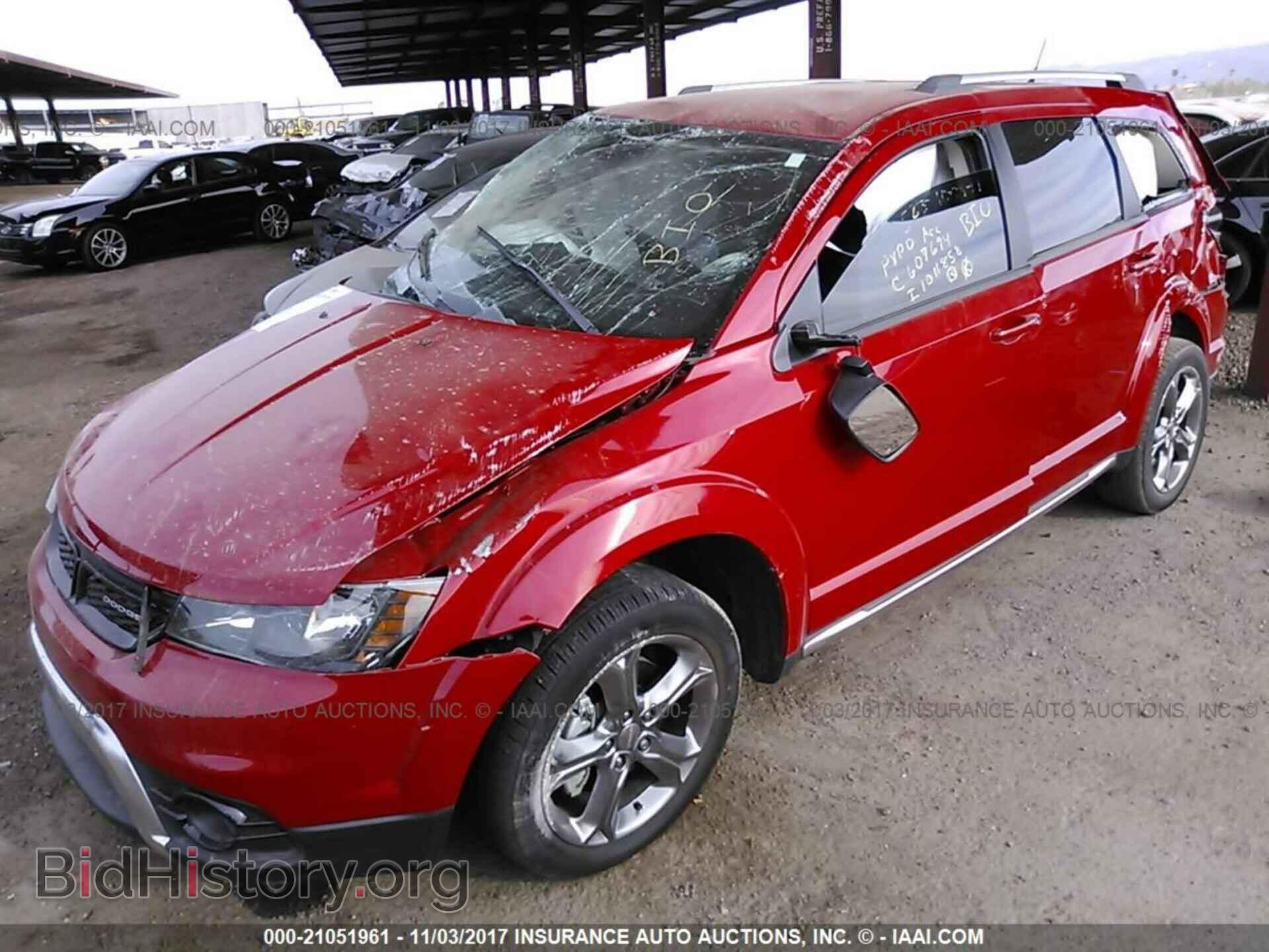 2016 Dodge Journey - VIN: 3C4PDCGB3GT240636 - Photo 2