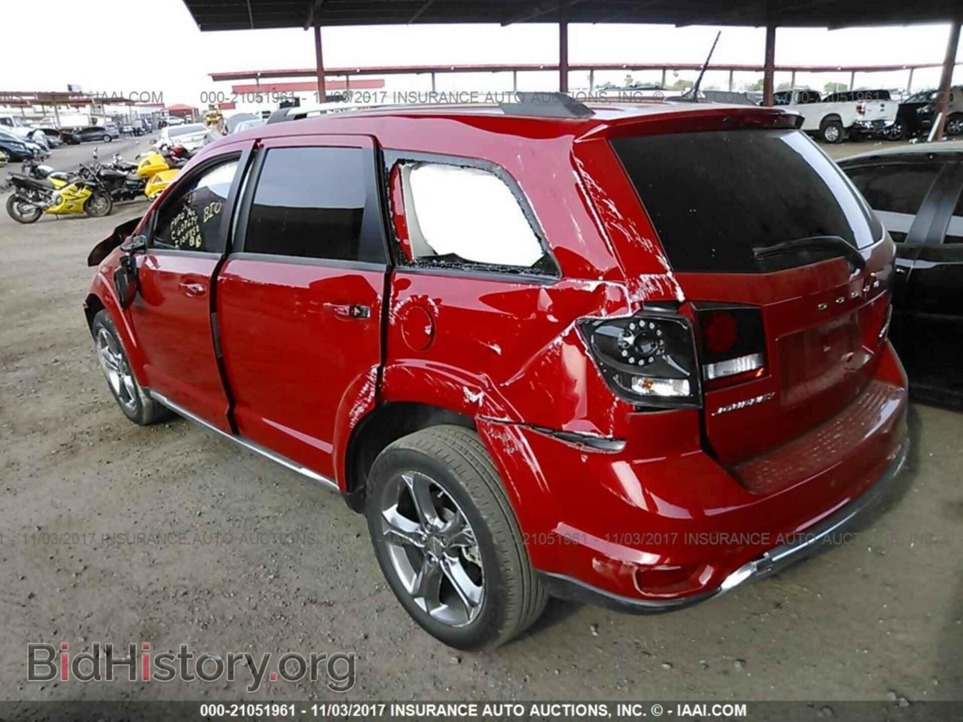 2016 Dodge Journey - VIN: 3C4PDCGB3GT240636 - Photo 3