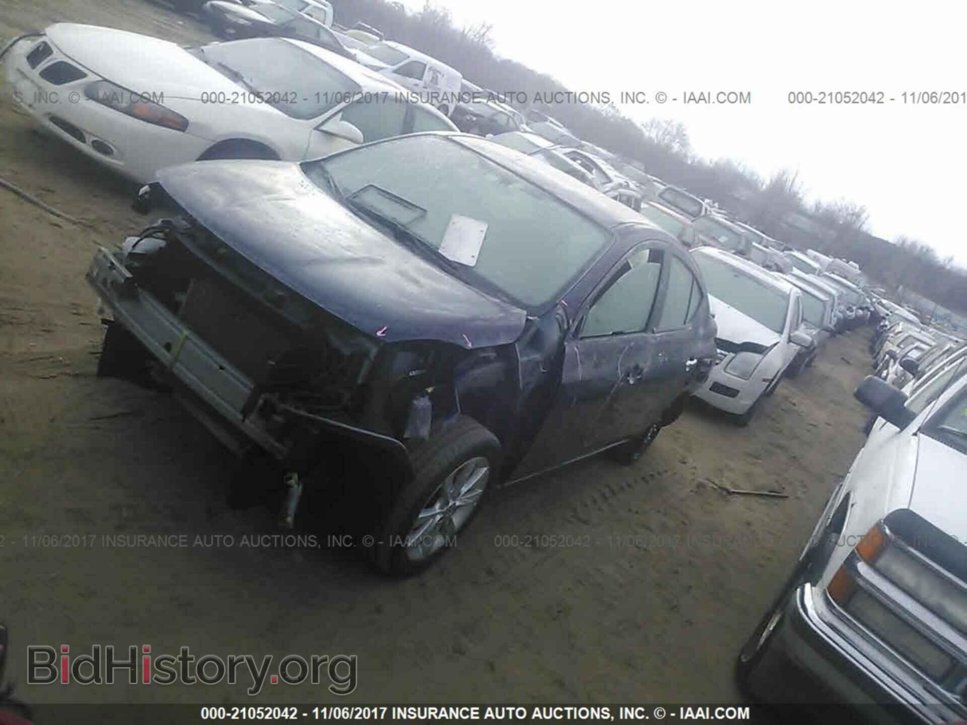 2014 Nissan Versa - VIN: 3N1CN7AP1EL852809 - Фото 2