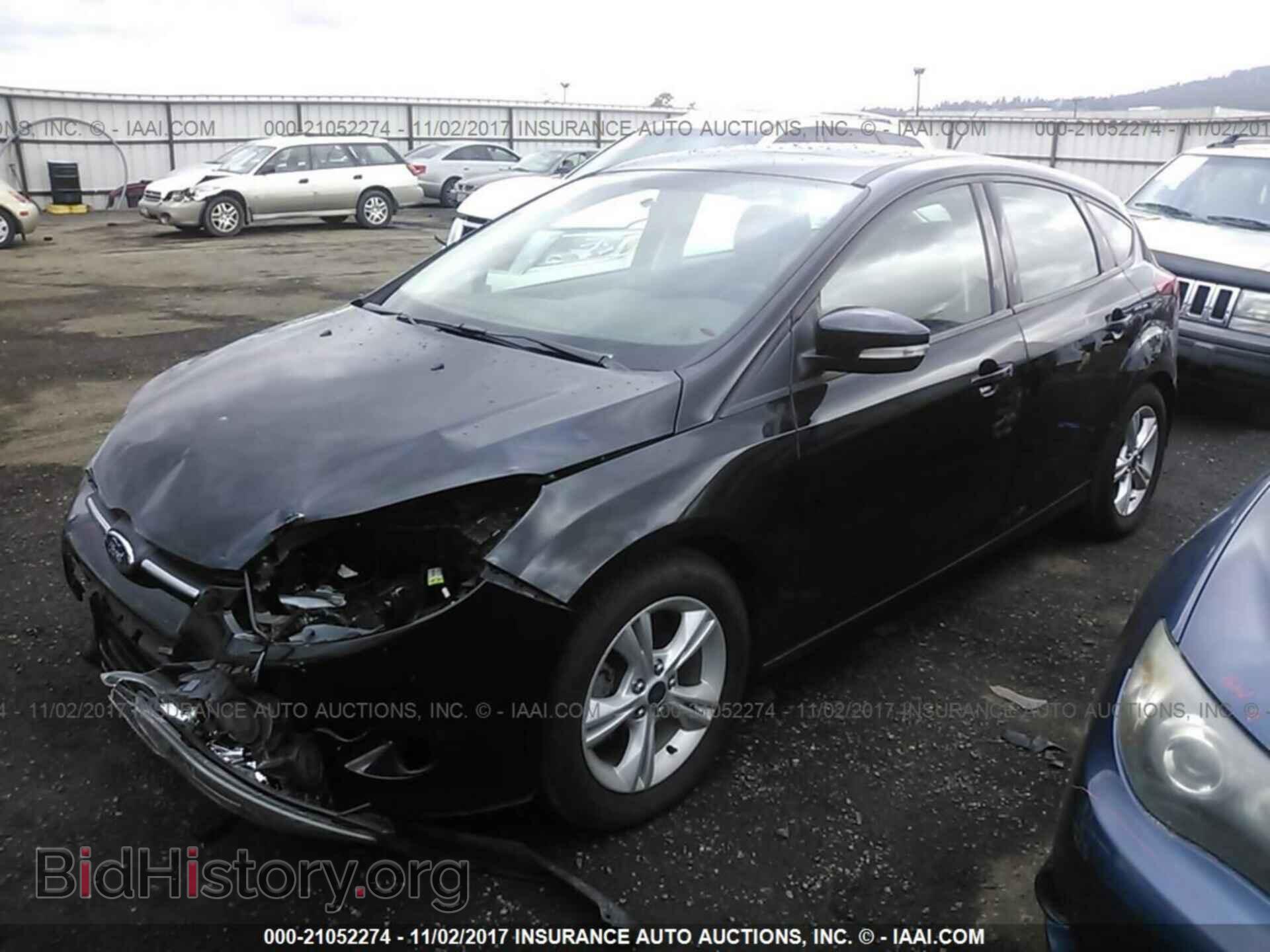 2014 Ford Focus - VIN: 1FADP3K29EL433342 - Photo 2