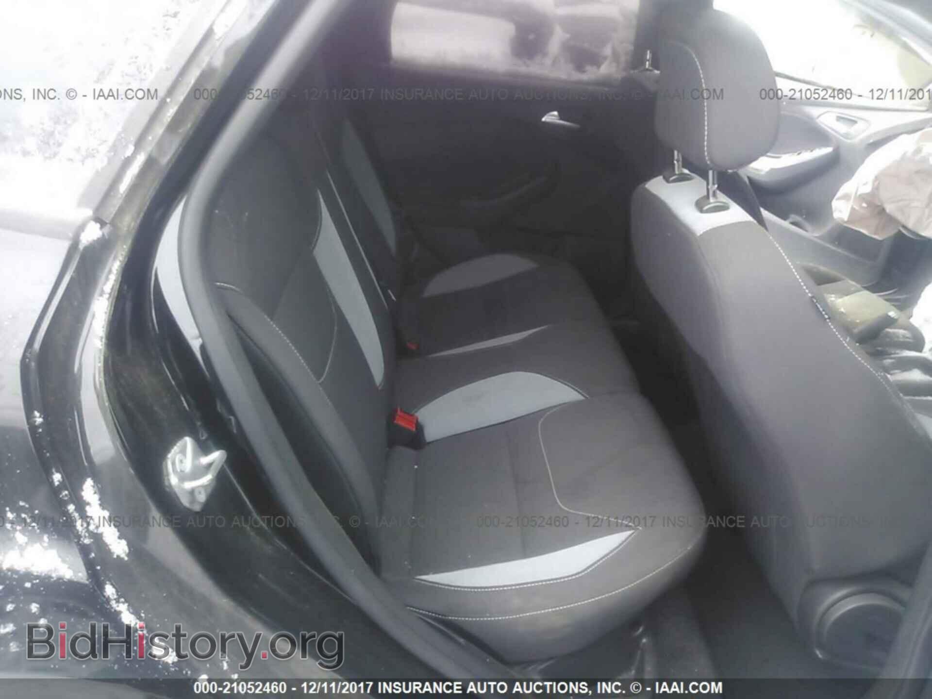 2015 Ford Focus - VIN: 1FADP3L99FL355755 - Photo 8