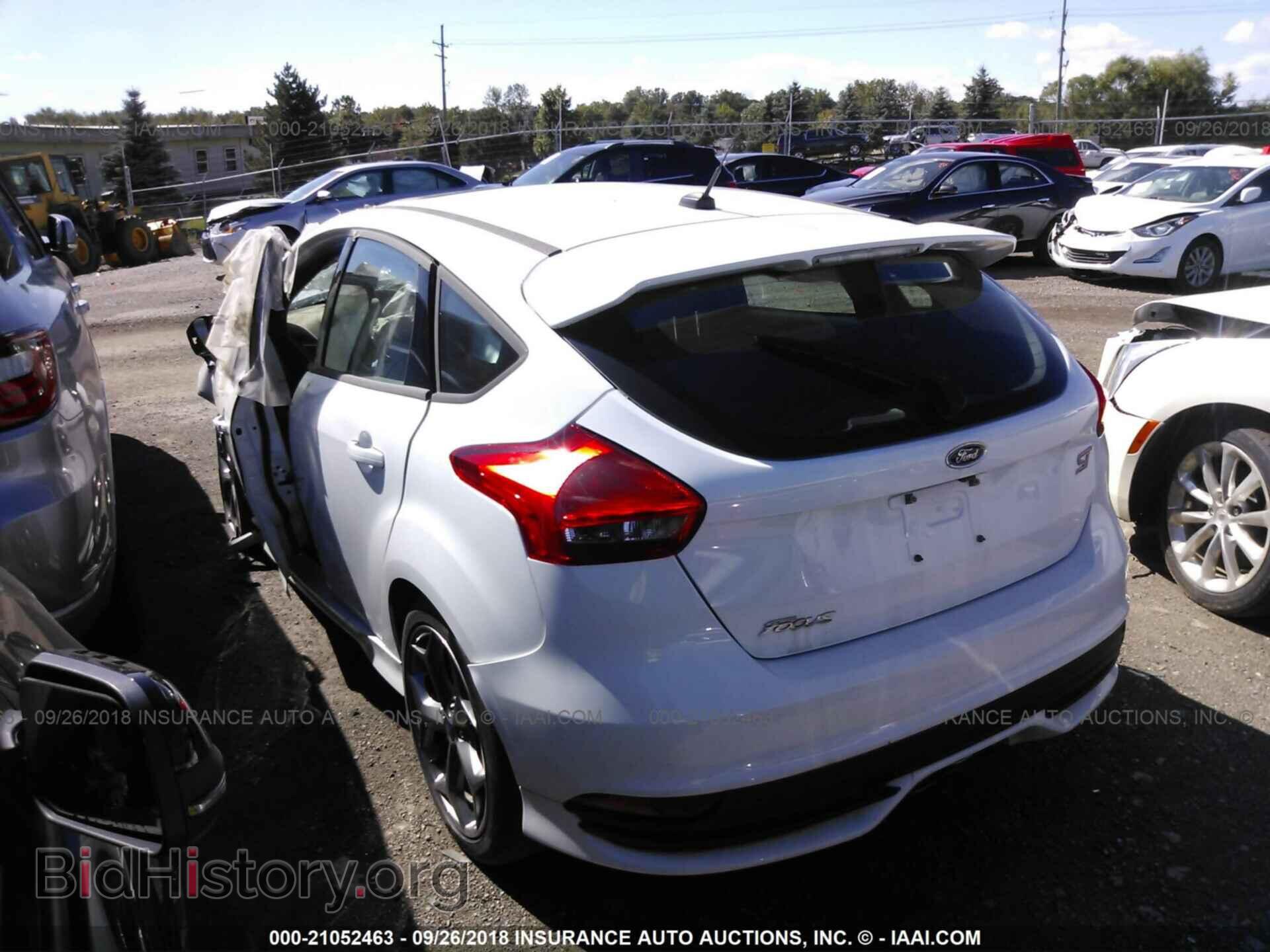 2016 Ford Focus - VIN: 1FADP3L99GL382939 - Фото 3