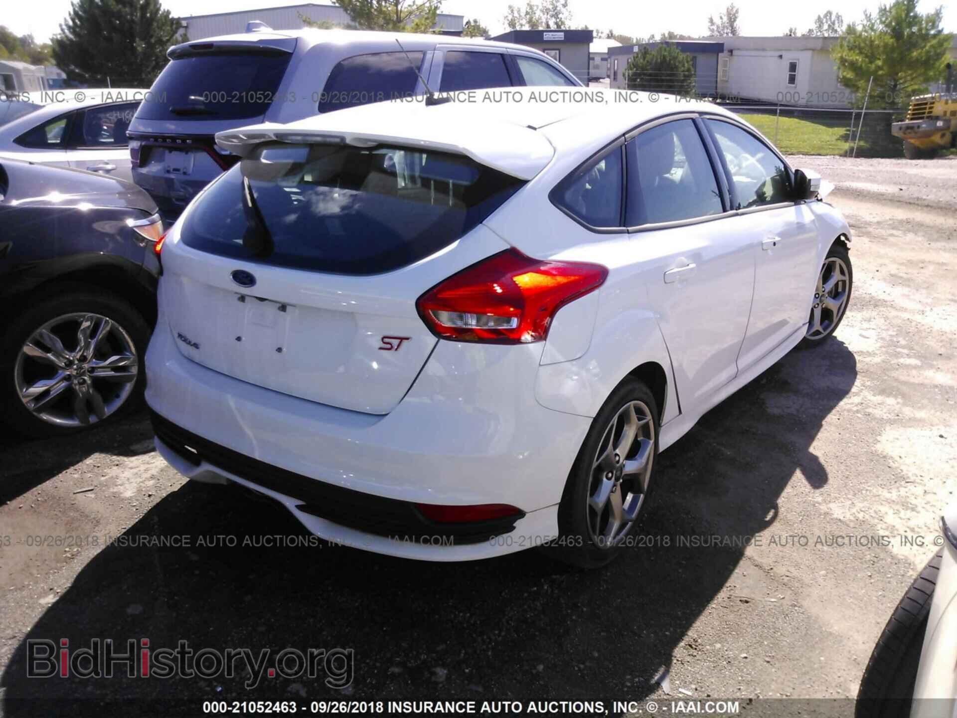 2016 Ford Focus - VIN: 1FADP3L99GL382939 - Фото 4