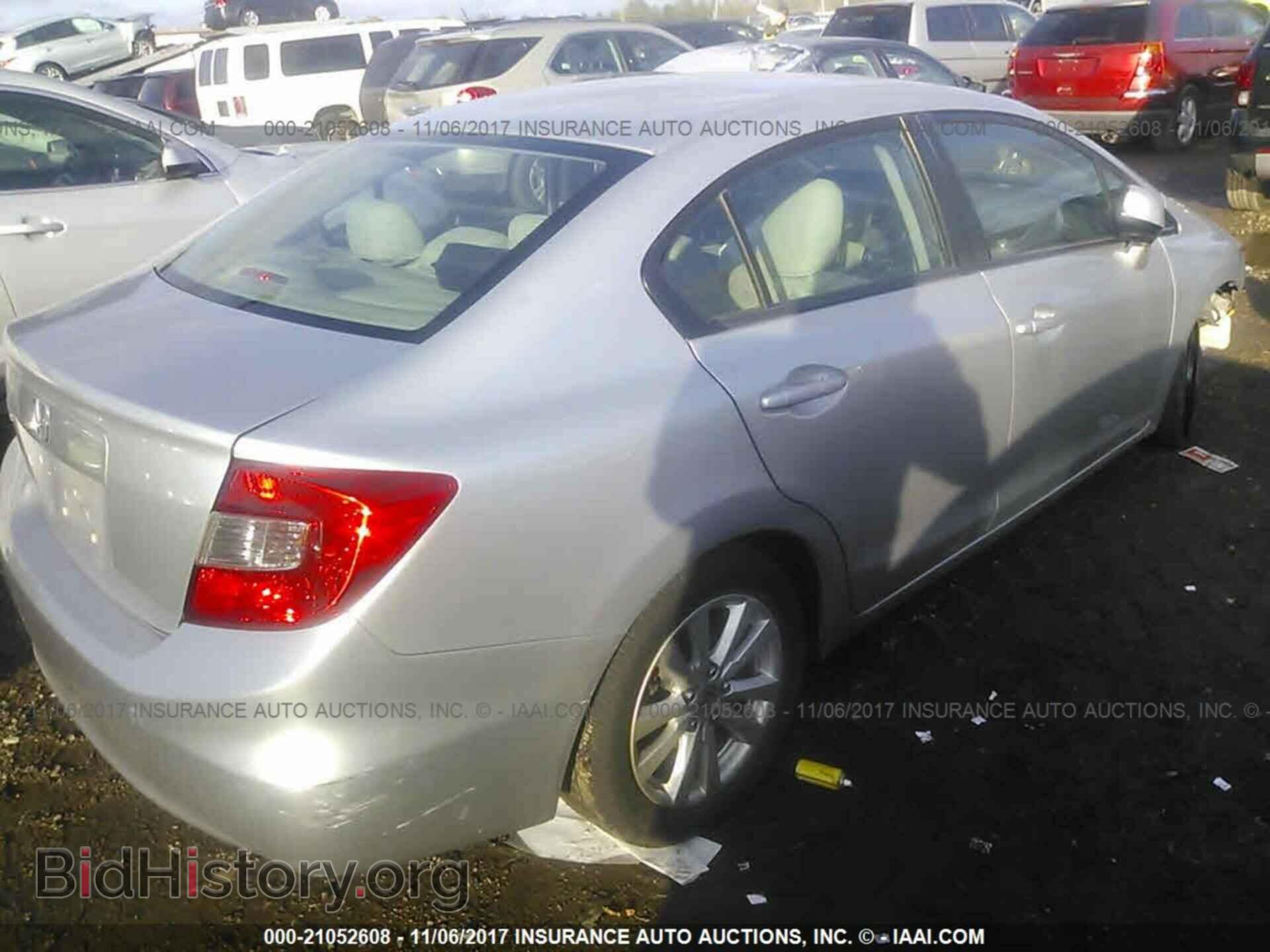 2012 Honda Civic - VIN: 2HGFB2F87CH310502 - Фото 4