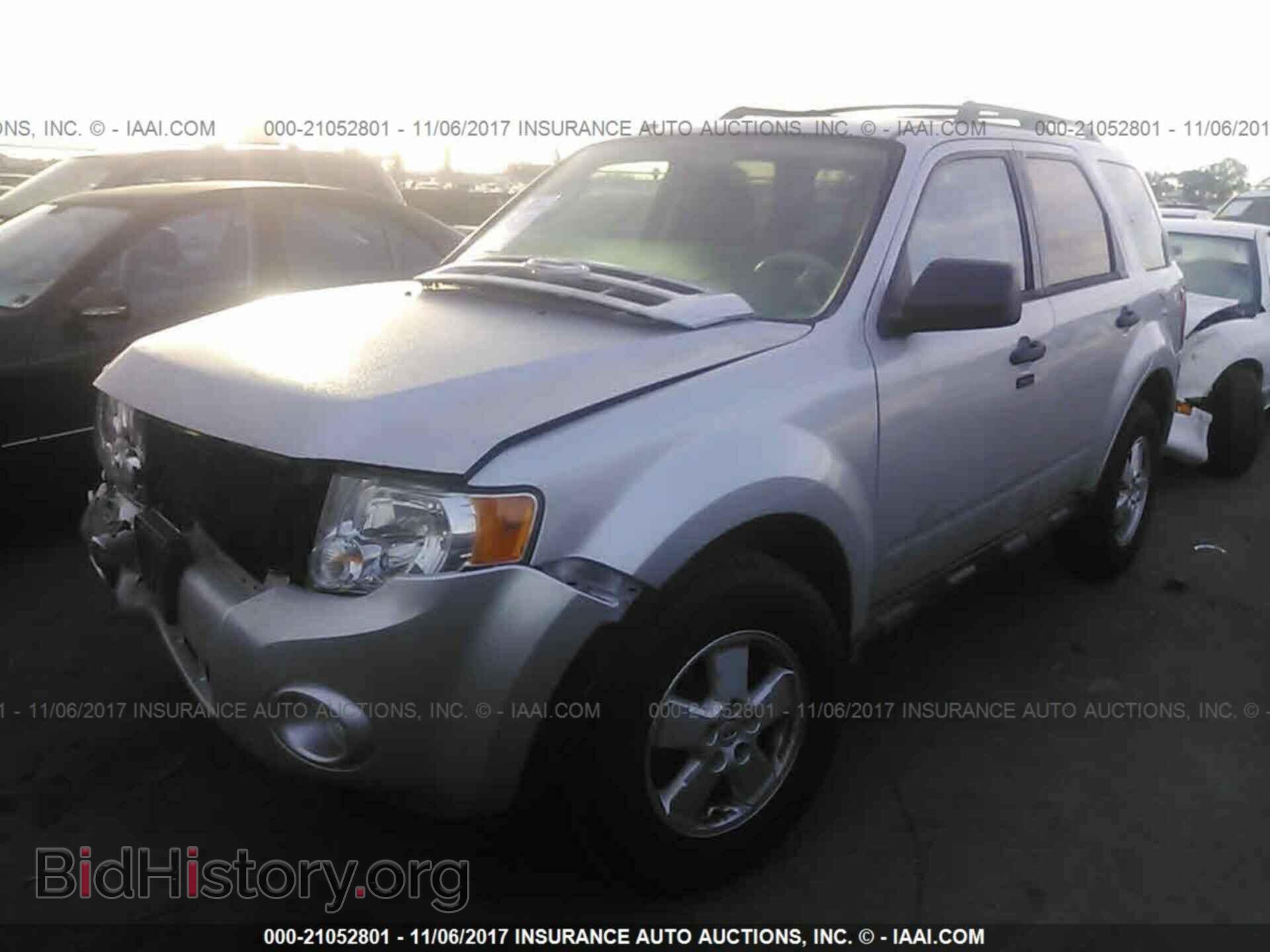 2012 Ford Escape - VIN: 1FMCU0D79CKB19985 - Фото 2