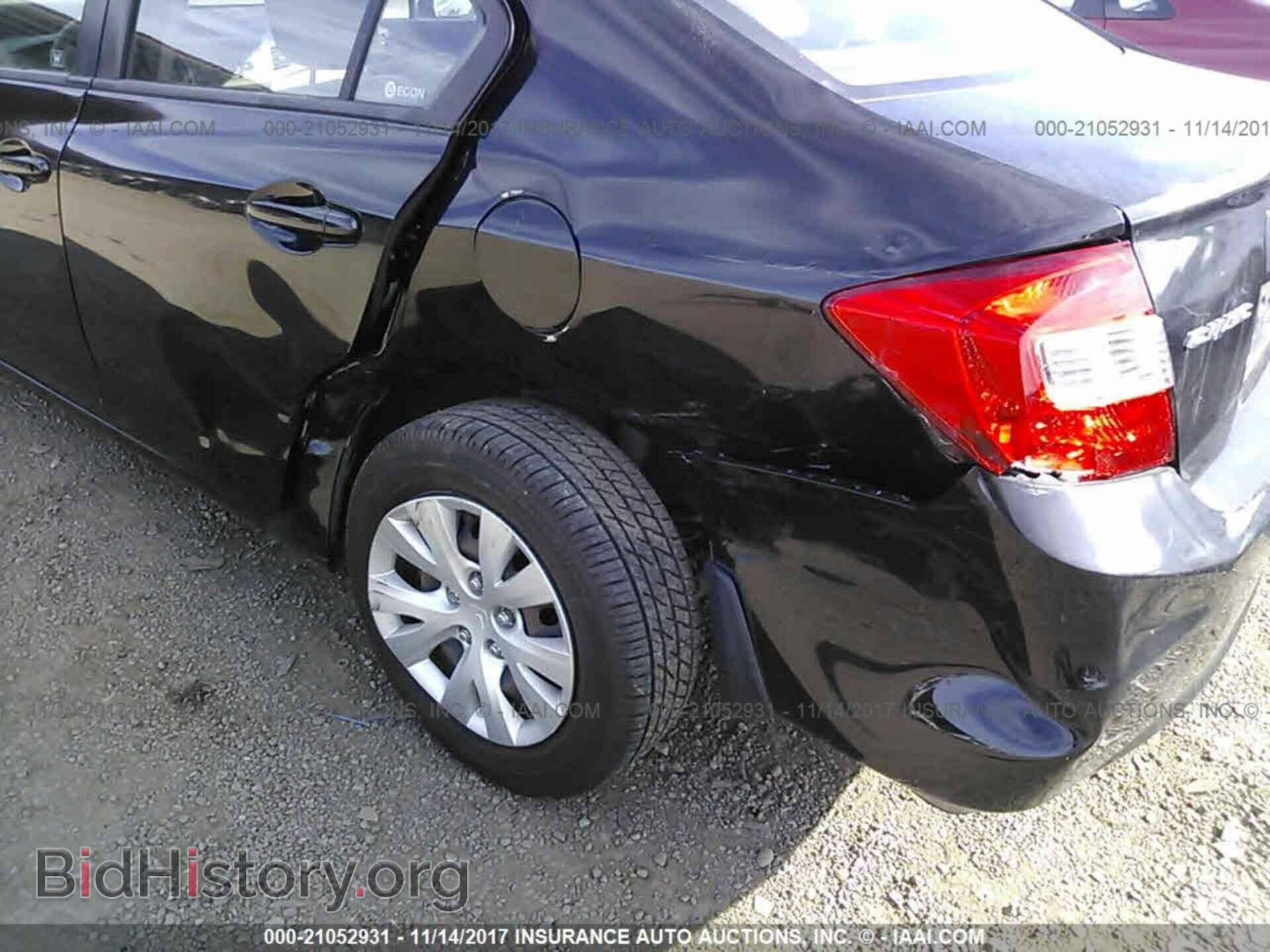2012 Honda Civic - VIN: 2HGFB2F52CH518051 - Фото 6