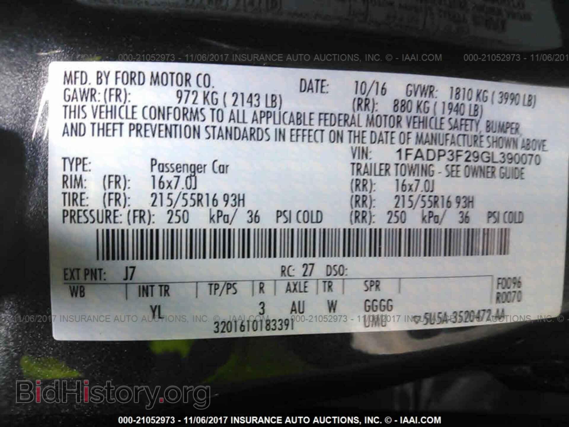 2016 Ford Focus - VIN: 1FADP3F29GL390070 - Photo 9