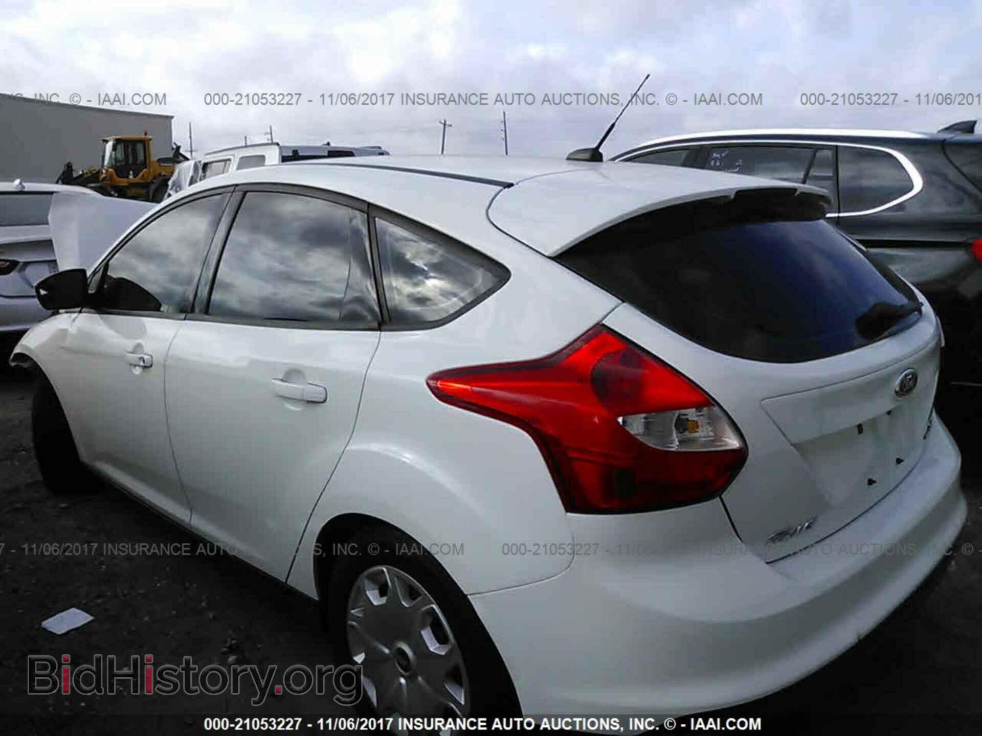 2012 Ford Focus - VIN: 1FAHP3K23CL387778 - Фото 3