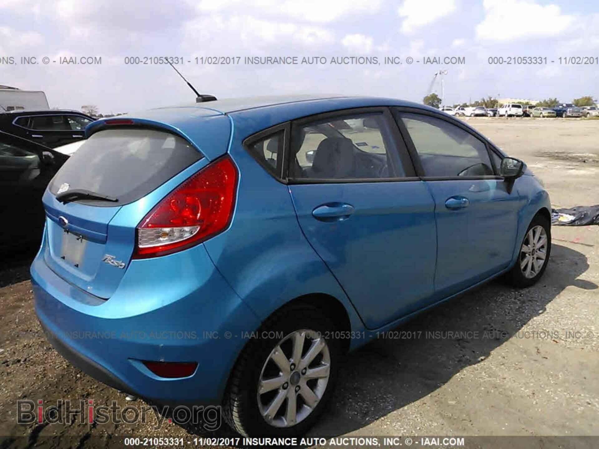 2012 Ford Fiesta - VIN: 3FADP4EJ5CM161618 - Photo 4