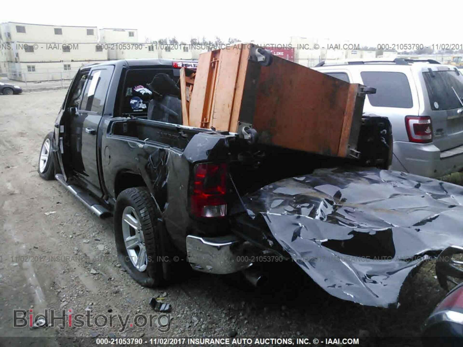 2012 Dodge Ram 1500 - VIN: 1C6RD7PT9CS321121 - Фото 3