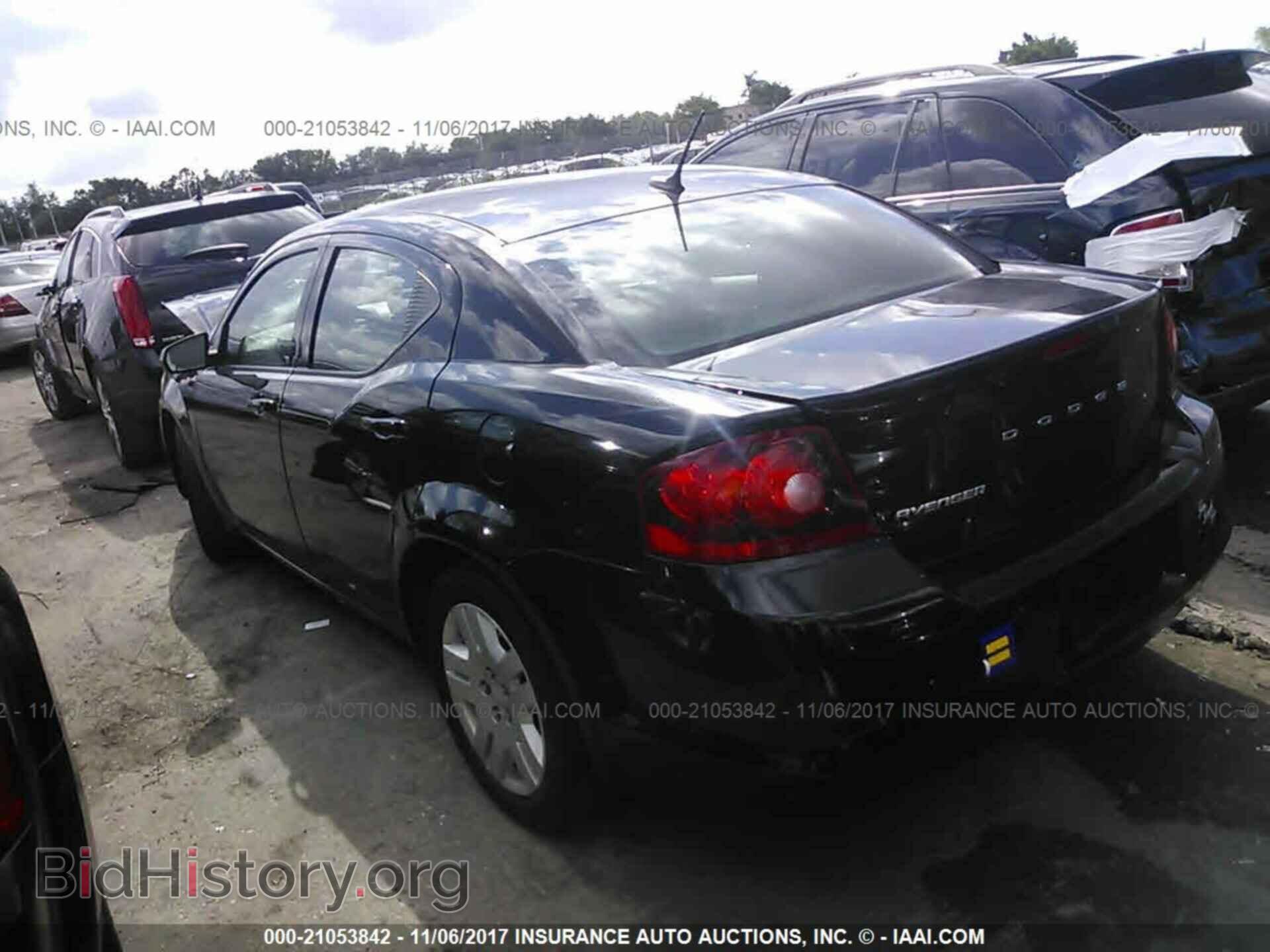 2014 Dodge Avenger - VIN: 1C3CDZAB1EN176169 - Photo 3