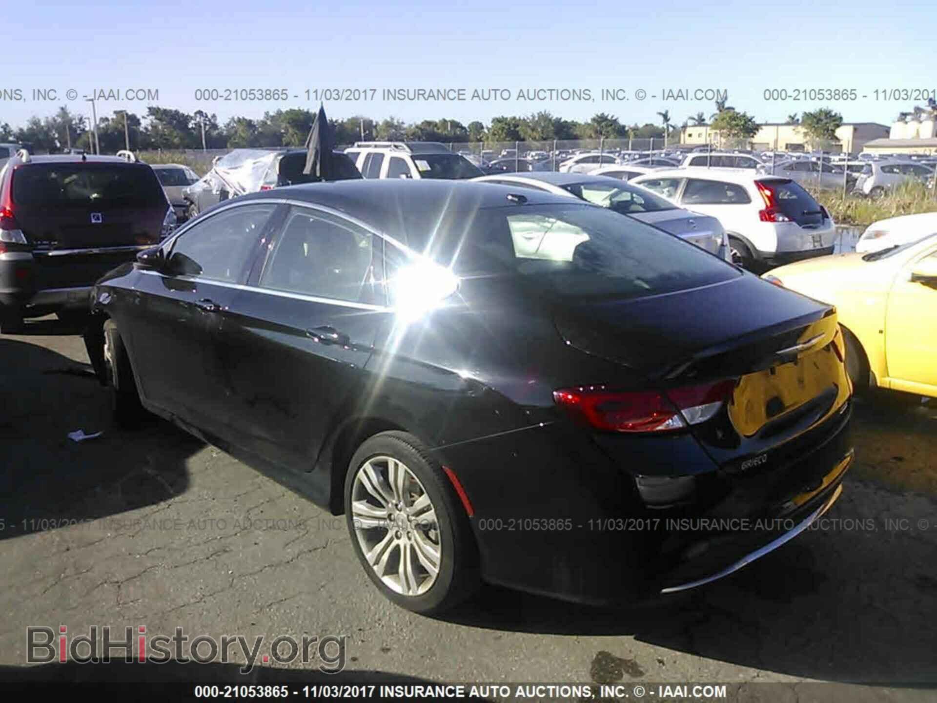 2015 Chrysler 200 - VIN: 1C3CCCAB1FN543282 - Photo 3