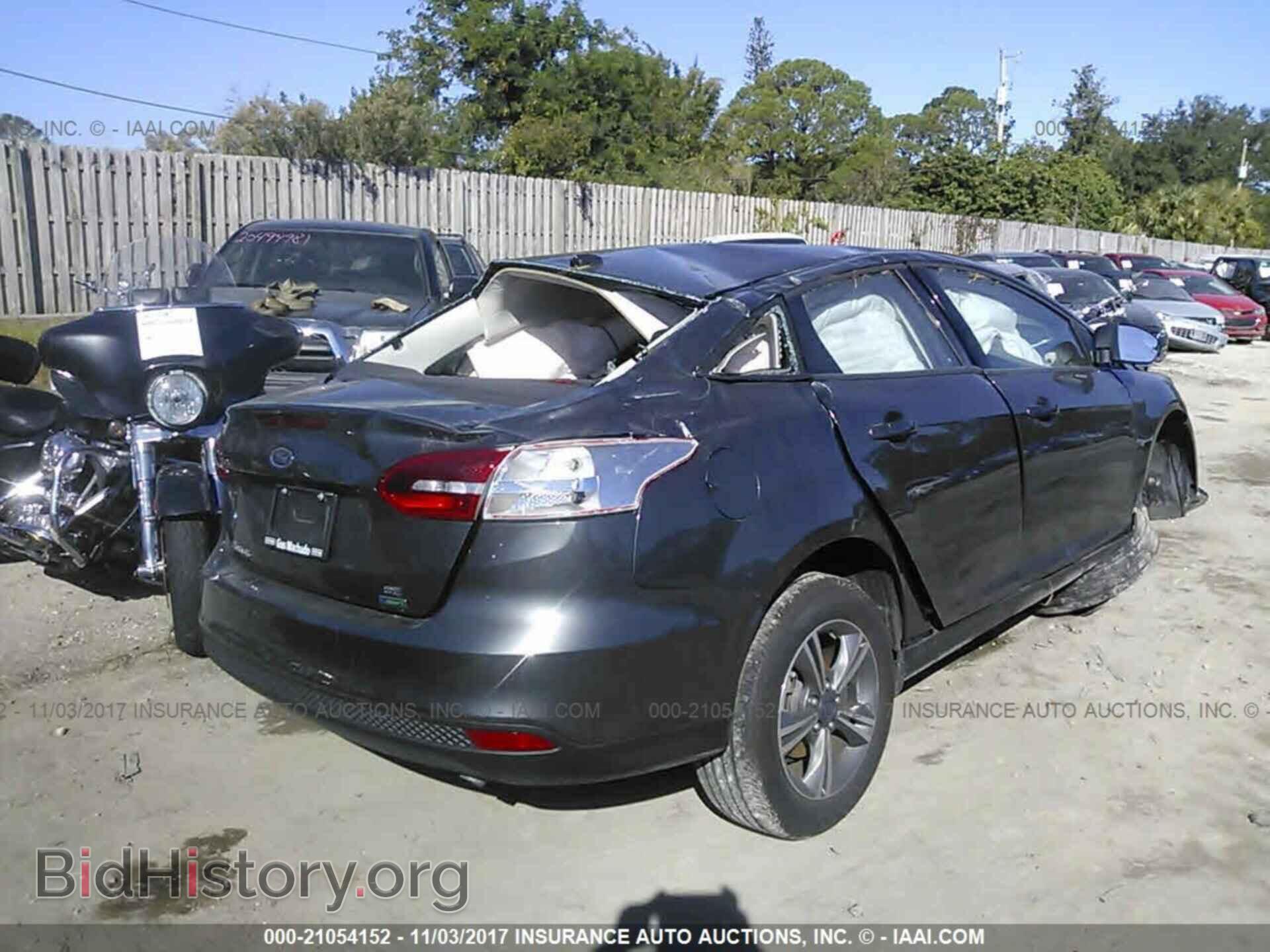 2017 Ford Focus - VIN: 1FADP3FE9HL266246 - Photo 6