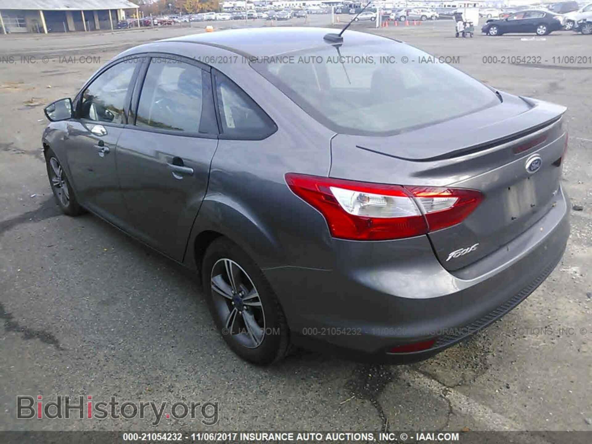 2014 Ford Focus - VIN: 1FADP3F20EL387829 - Photo 3
