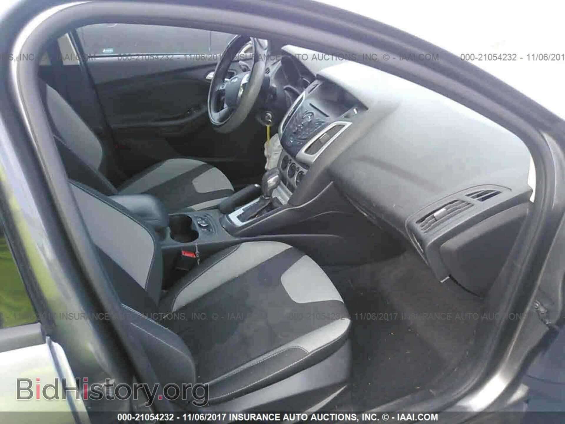 2014 Ford Focus - VIN: 1FADP3F20EL387829 - Photo 5