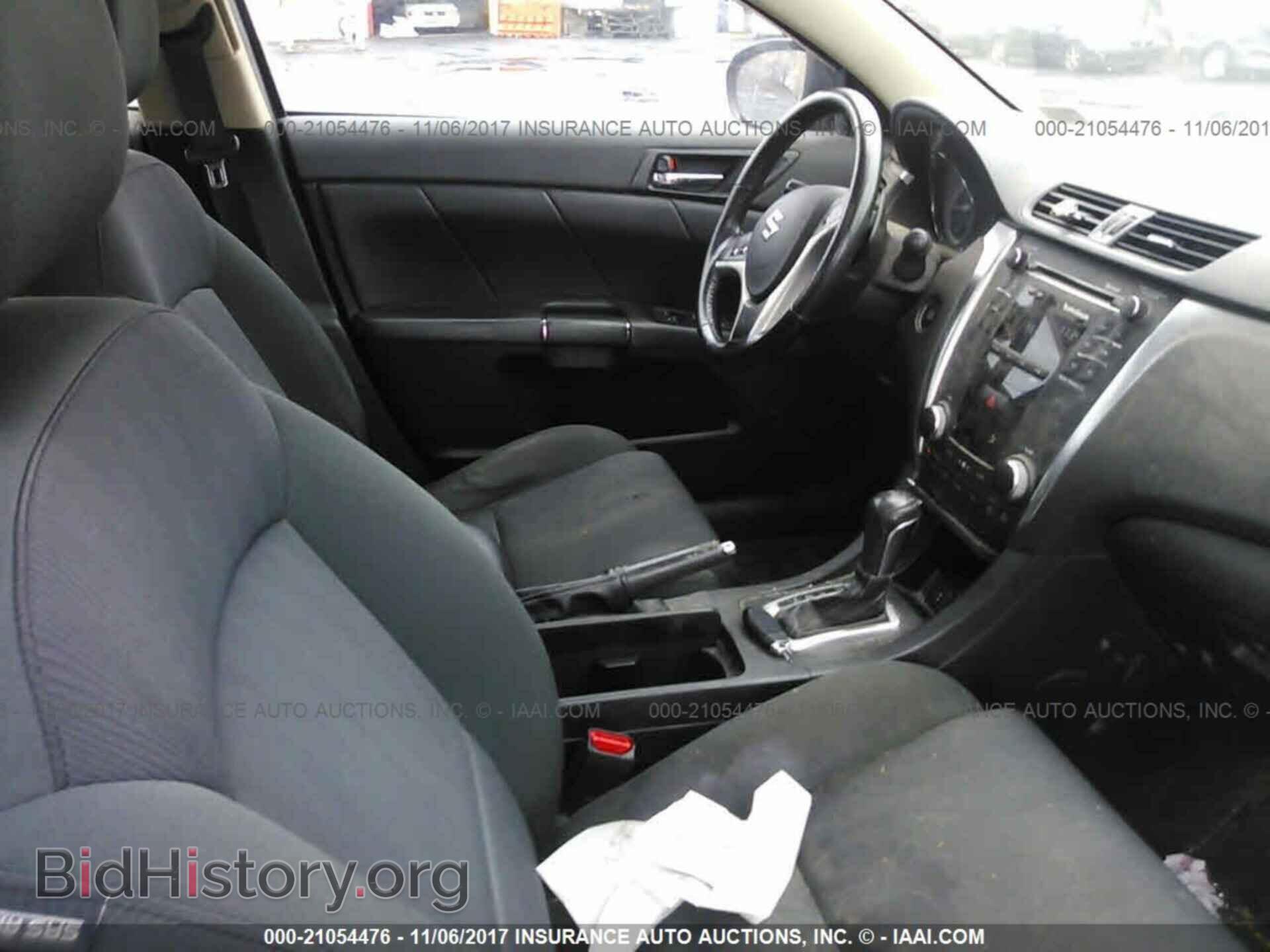2011 Suzuki Kizashi - VIN: JS2RF9A68B6110667 - Photo 5
