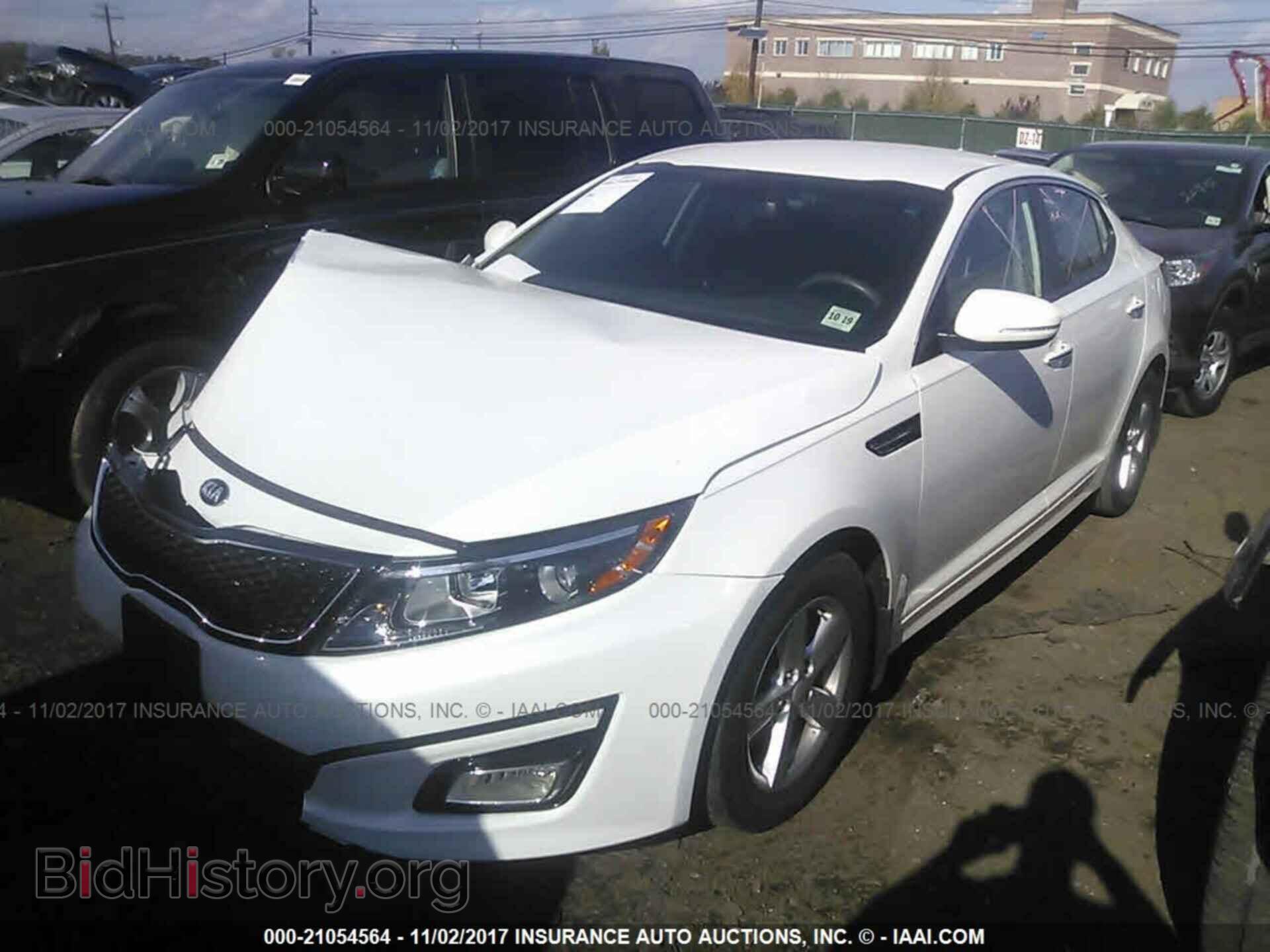 2015 Kia Optima - VIN: KNAGM4A78F5552246 - Фото 2