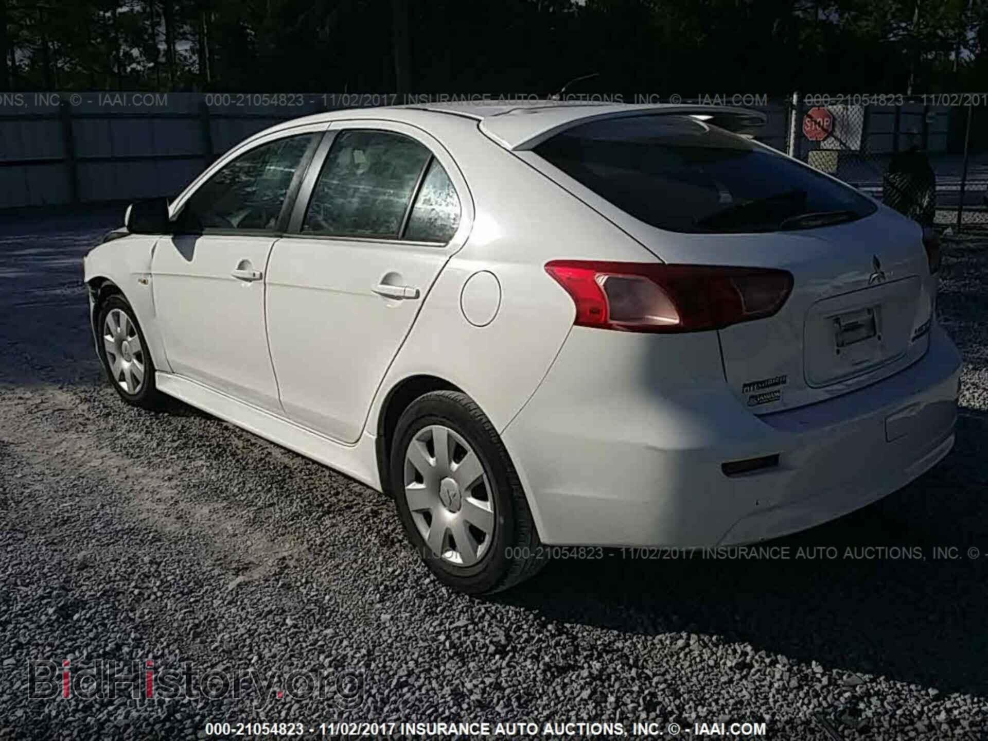 2011 Mitsubishi Lancer - VIN: JA32X2HU0BU001733 - Фото 3