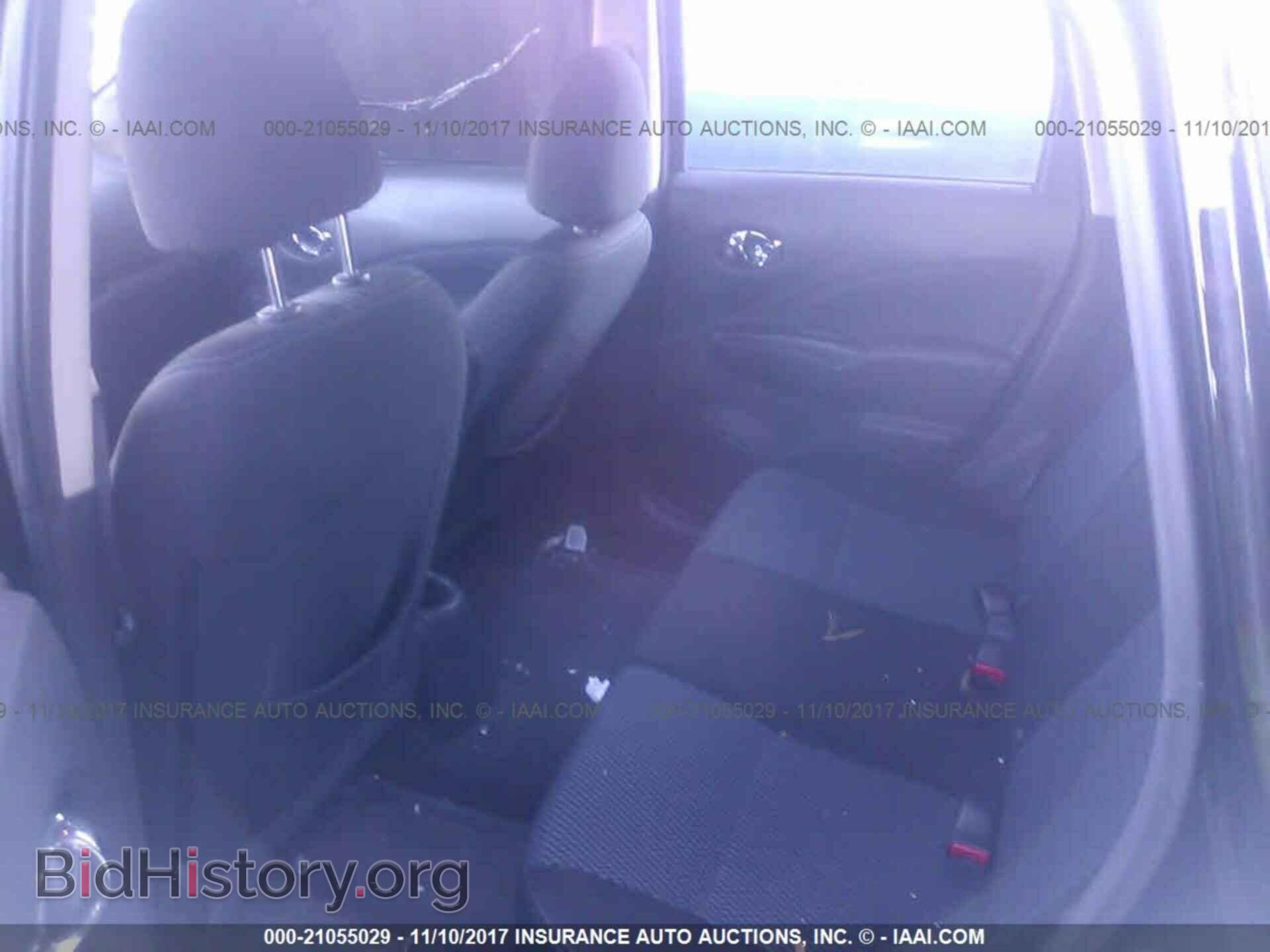 2014 Nissan Versa note - VIN: 3N1CE2CP2EL405356 - Photo 8