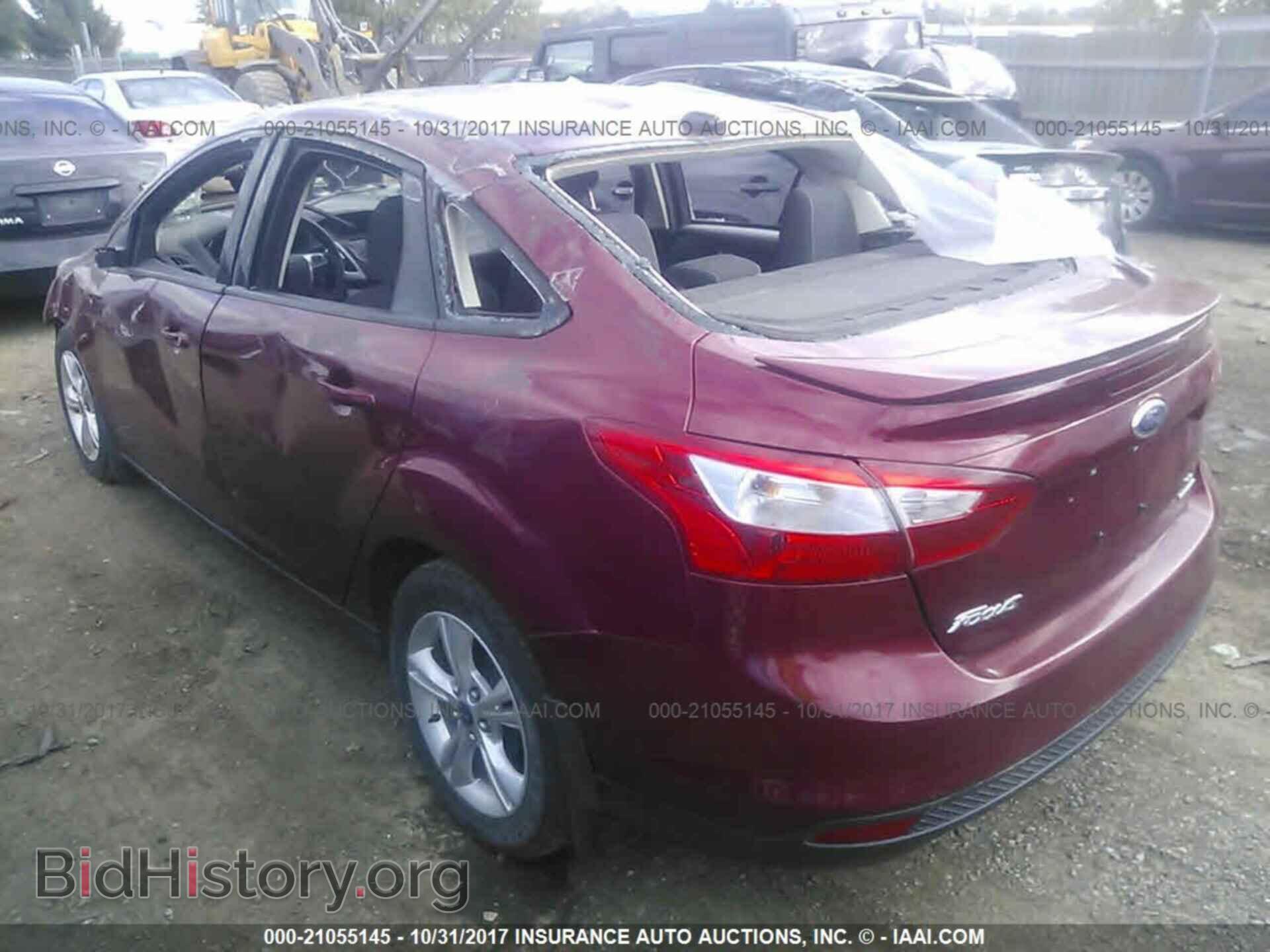 2013 Ford Focus - VIN: 1FADP3F23DL350255 - Photo 3