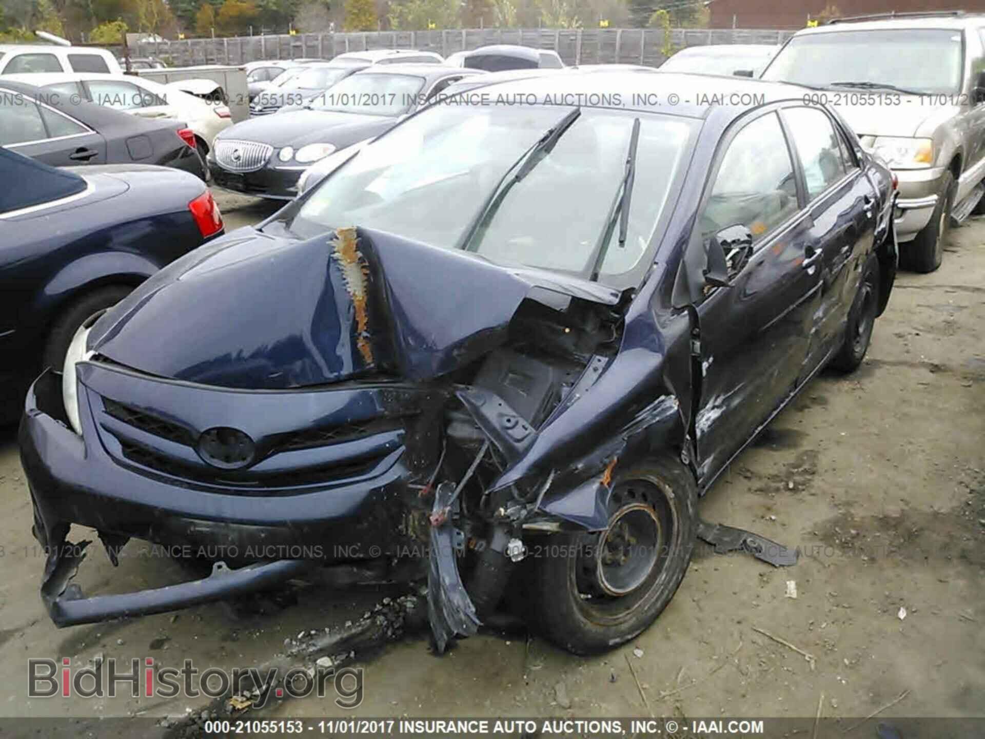 2011 Toyota Corolla - VIN: 2T1BU4EEXBC573277 - Фото 2