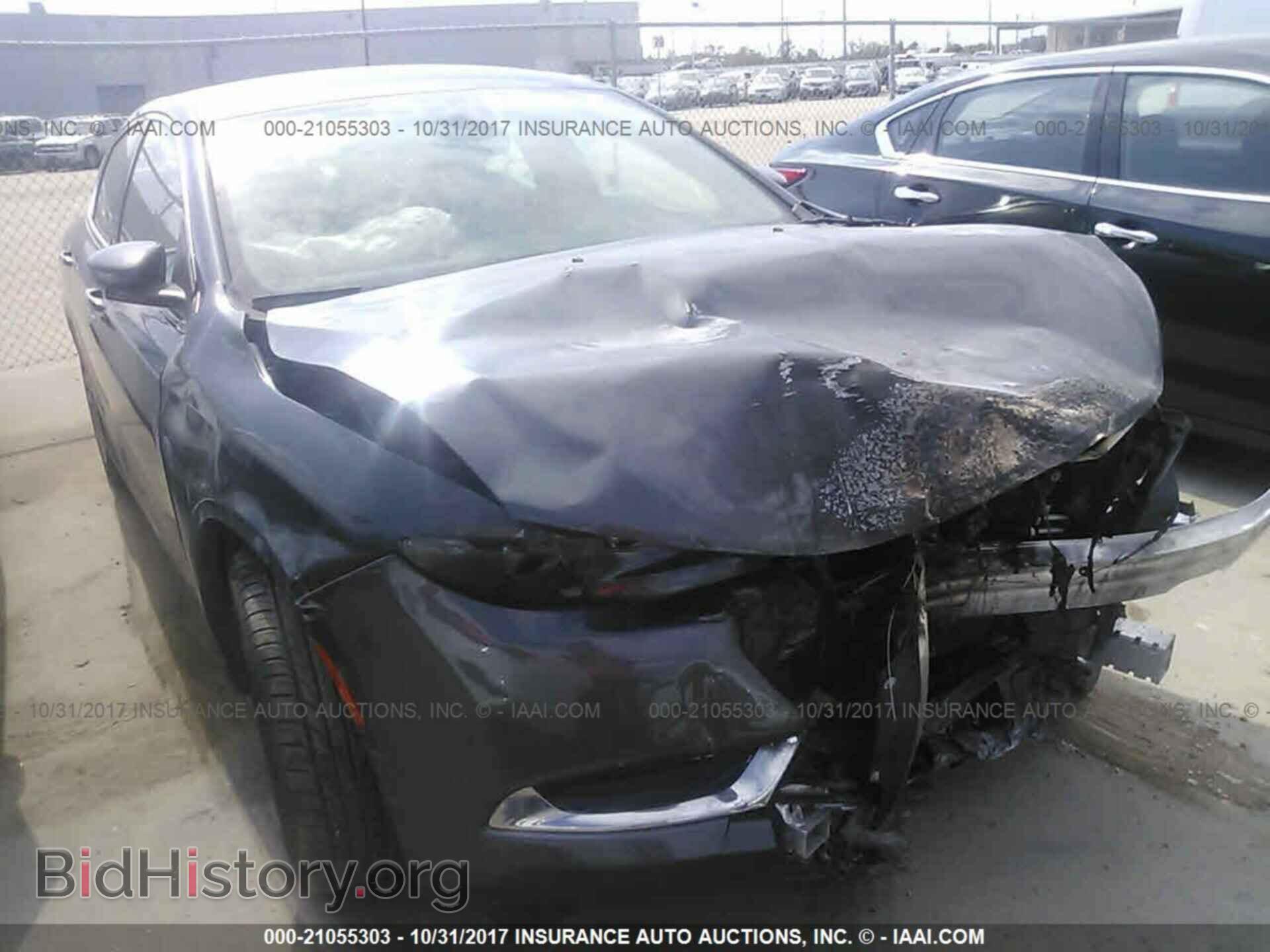 Photo 1C3CCCAB2FN718557 - Chrysler 200 2015