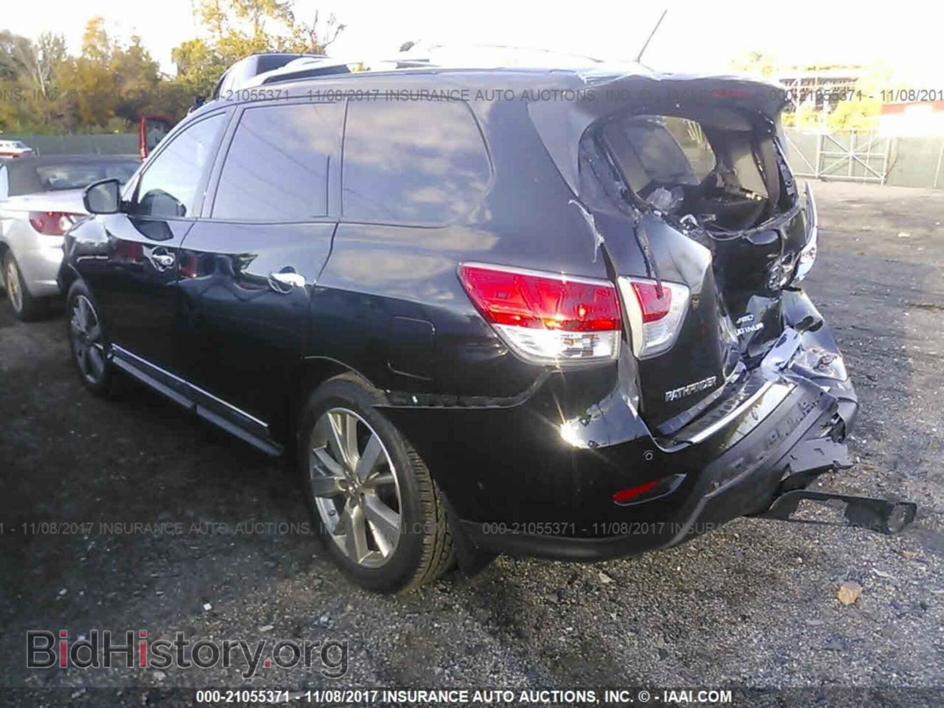 2015 Nissan Pathfinder - VIN: 5N1AR2MM7FC714066 - Фото 3