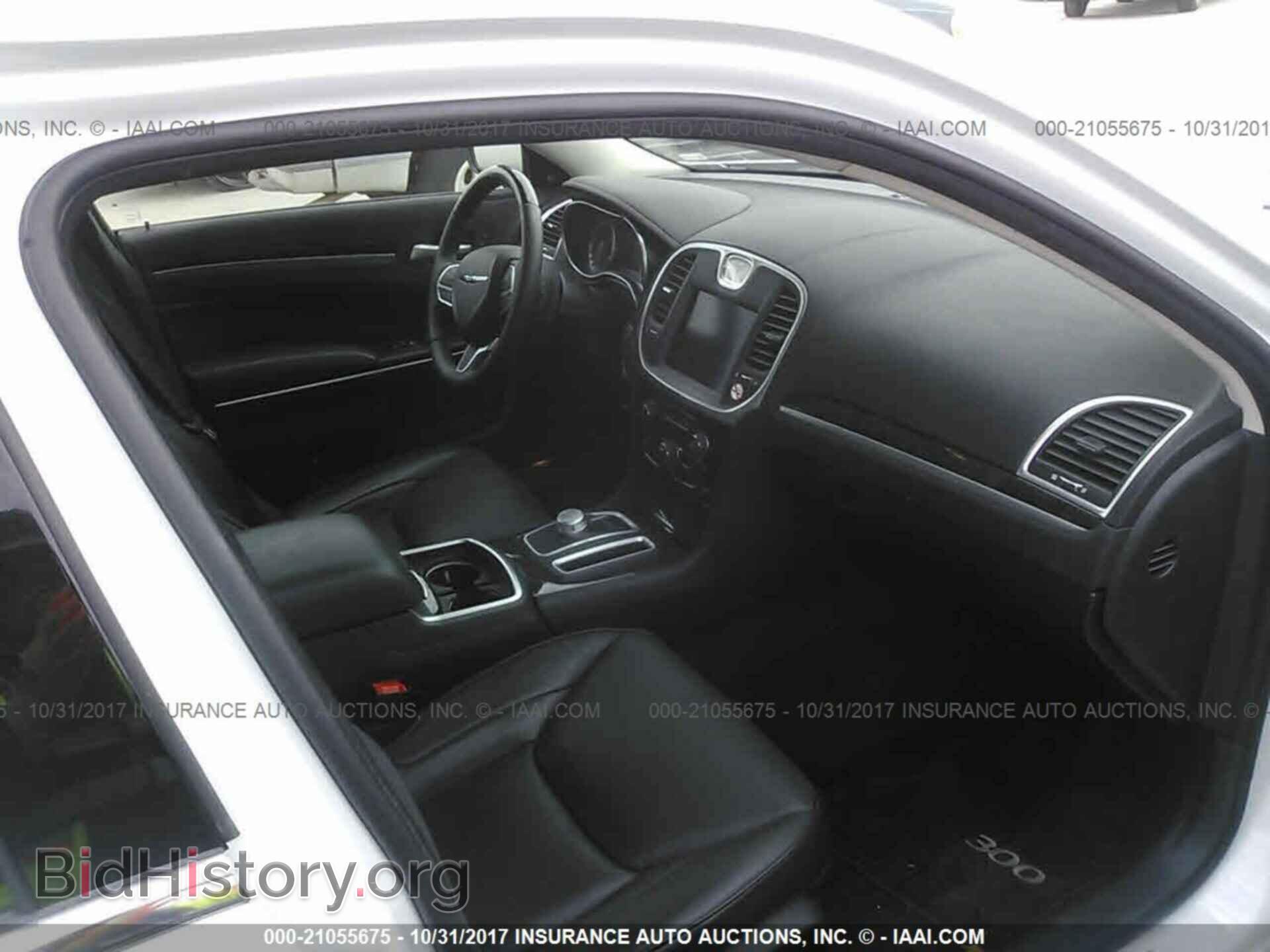 2017 Chrysler 300c - VIN: 2C3CCAKG2HH637505 - Фото 5