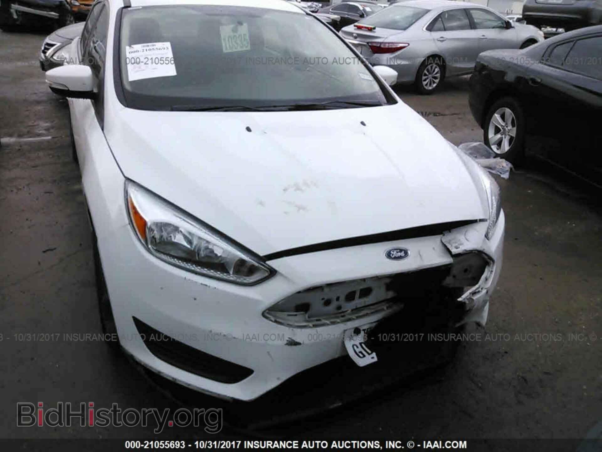 2016 Ford Focus - VIN: 1FADP3F29GL213731 - Photo 6
