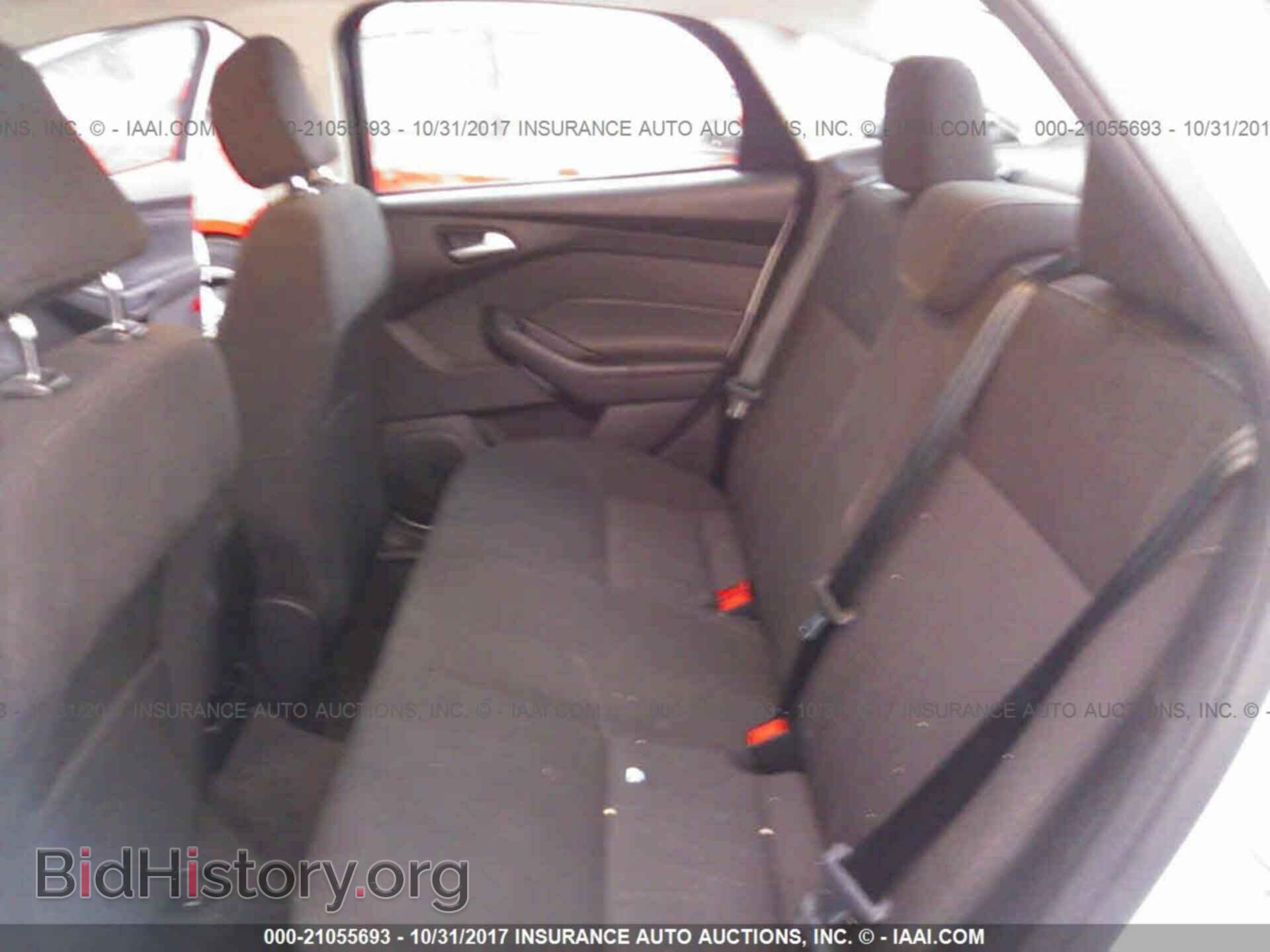 2016 Ford Focus - VIN: 1FADP3F29GL213731 - Photo 8