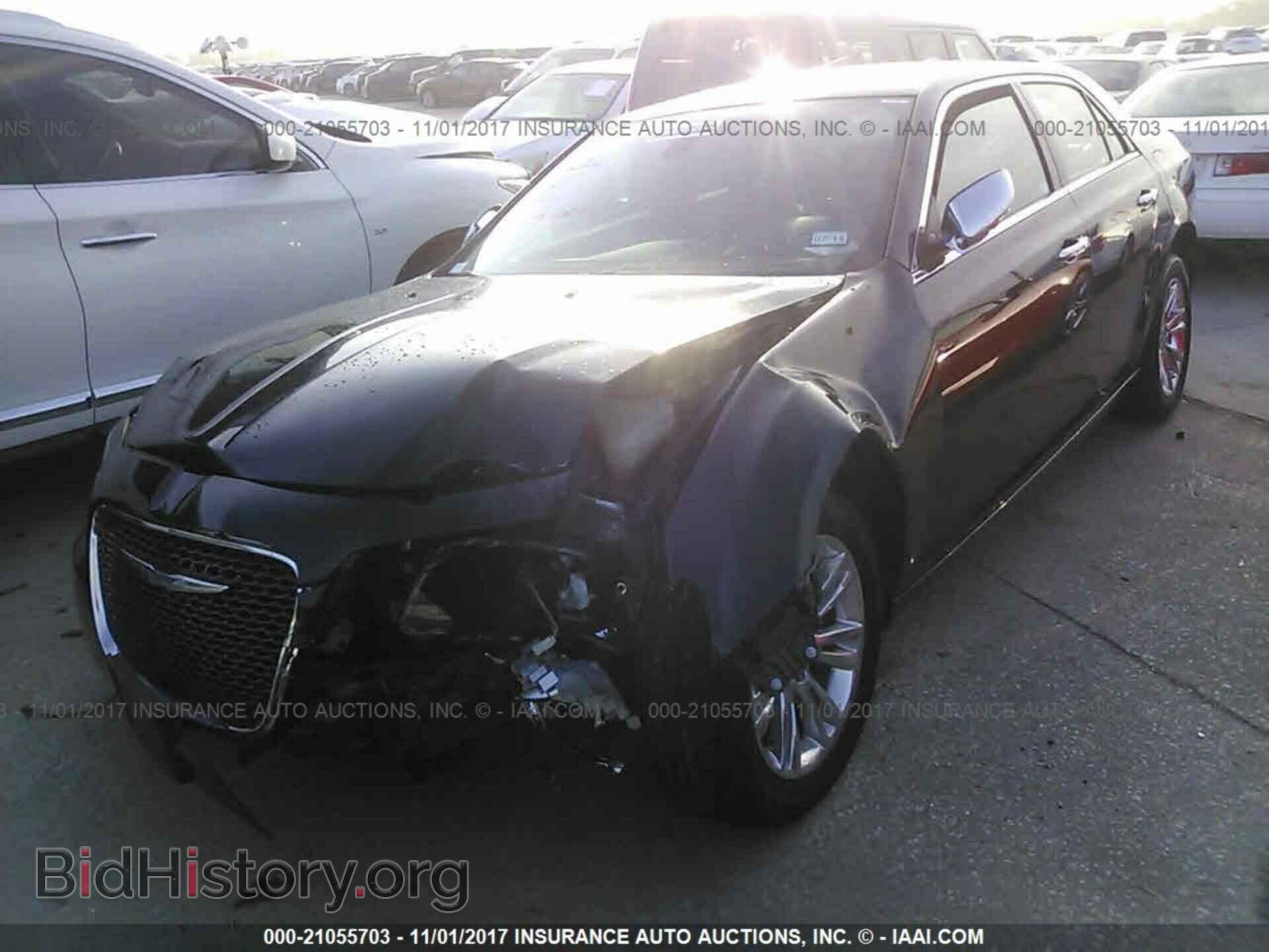 2016 Chrysler 300c - VIN: 2C3CCAEG5GH324457 - Фото 2