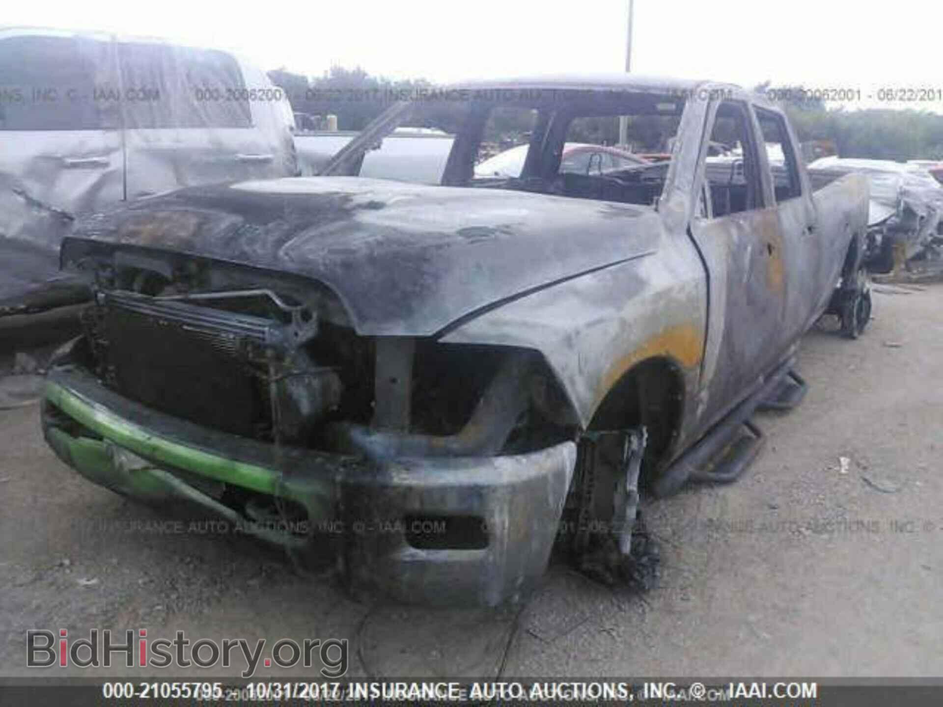 2012 Dodge Ram 3500 - VIN: 3C63D3GL9CG123029 - Фото 2