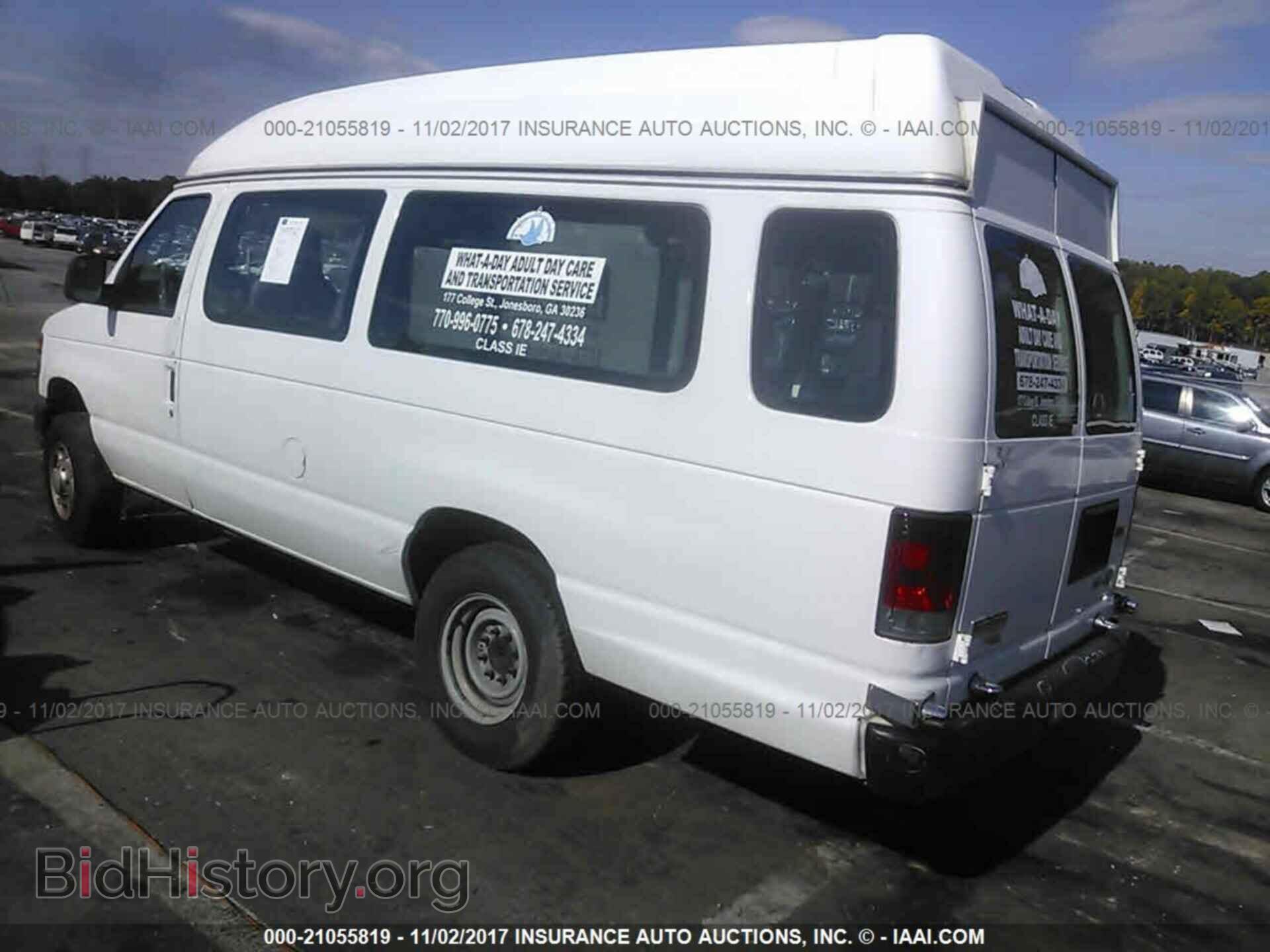 2011 Ford Econoline - VIN: 1FTSS3ELXBDB01775 - Photo 3