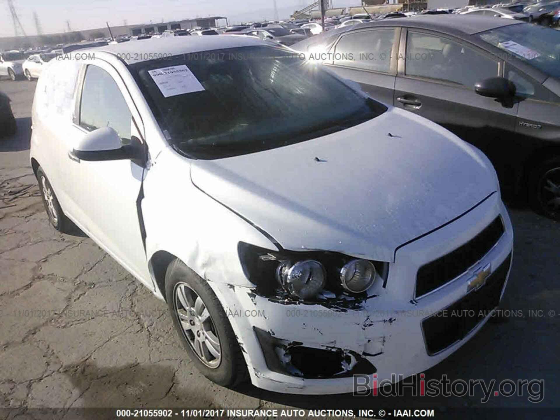 Photo 1G1JC6SG1F4191530 - Chevrolet Sonic 2015