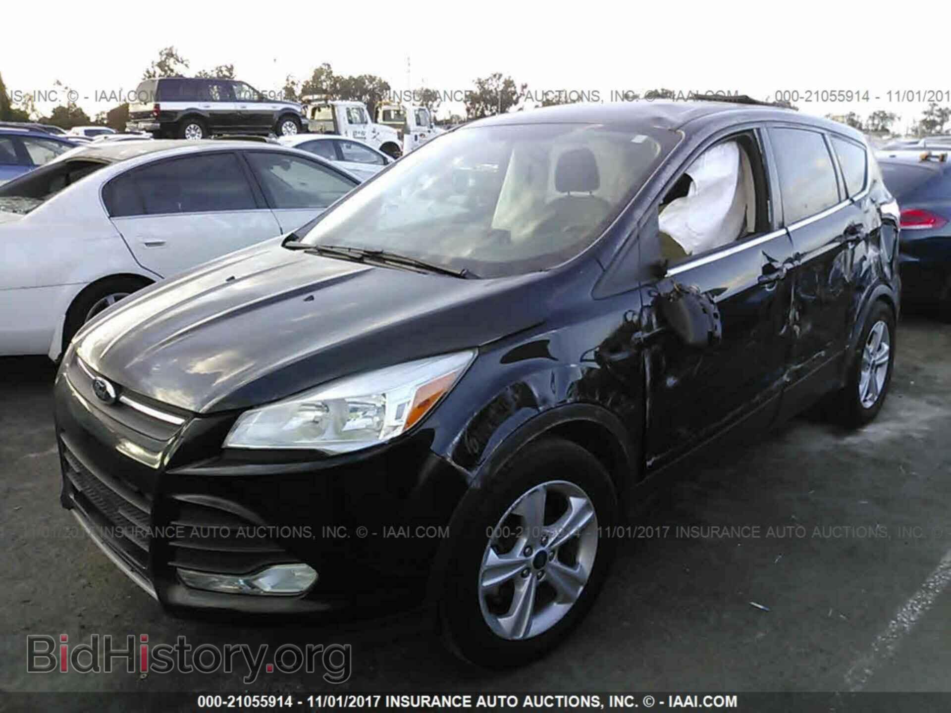 2013 Ford Escape - VIN: 1FMCU0GX3DUB16145 - Фото 2