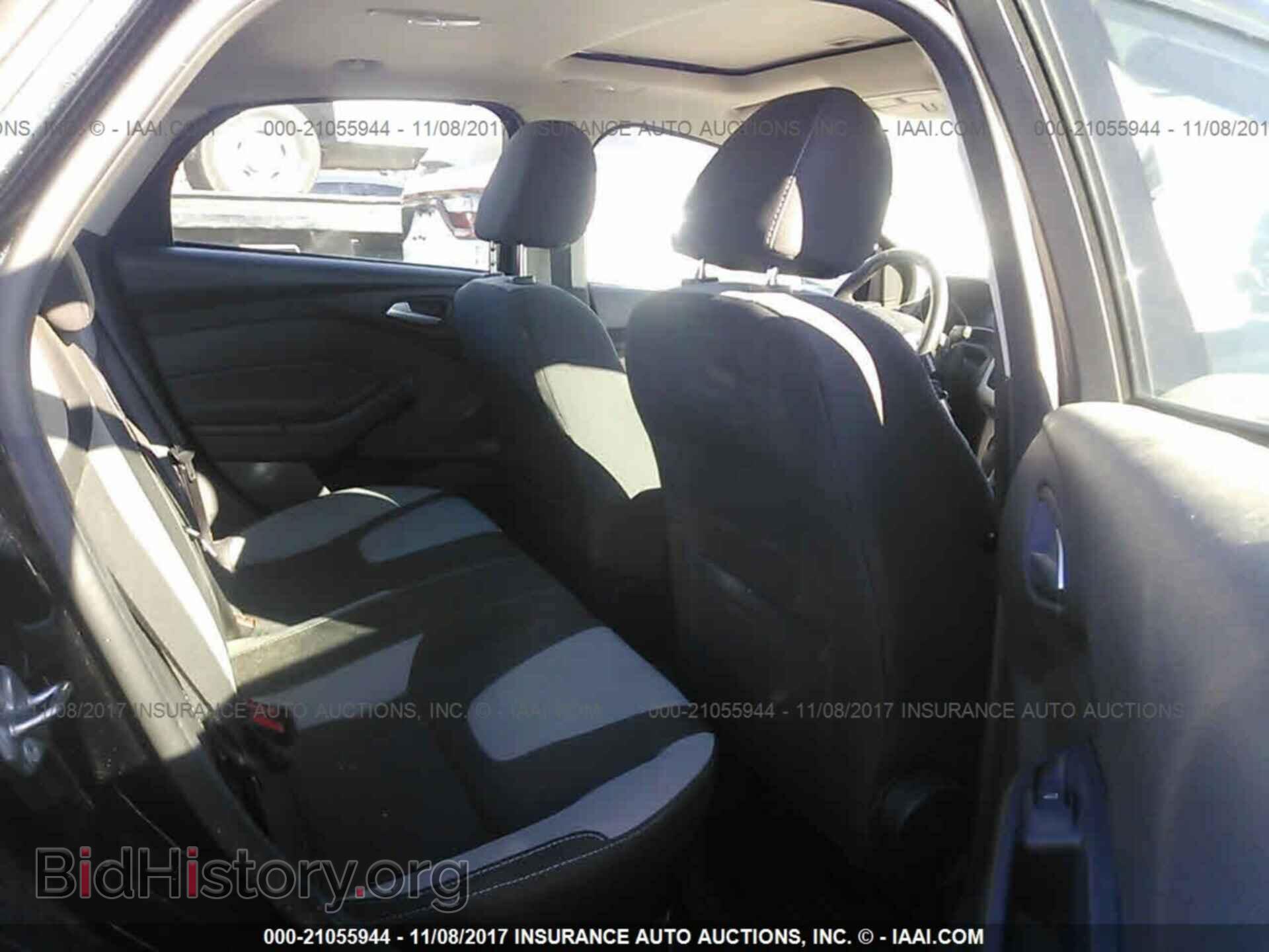 2014 Ford Focus - VIN: 1FADP3F24EL450933 - Фото 8