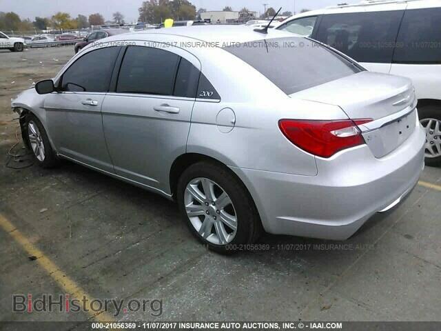 2012 Chrysler 200 - VIN: 1C3CCBBG3CN131235 - Photo 3