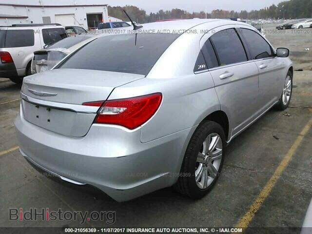 2012 Chrysler 200 - VIN: 1C3CCBBG3CN131235 - Photo 4