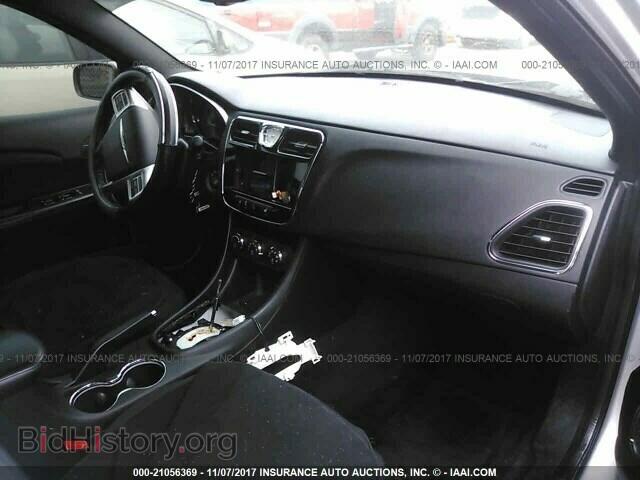 2012 Chrysler 200 - VIN: 1C3CCBBG3CN131235 - Photo 5