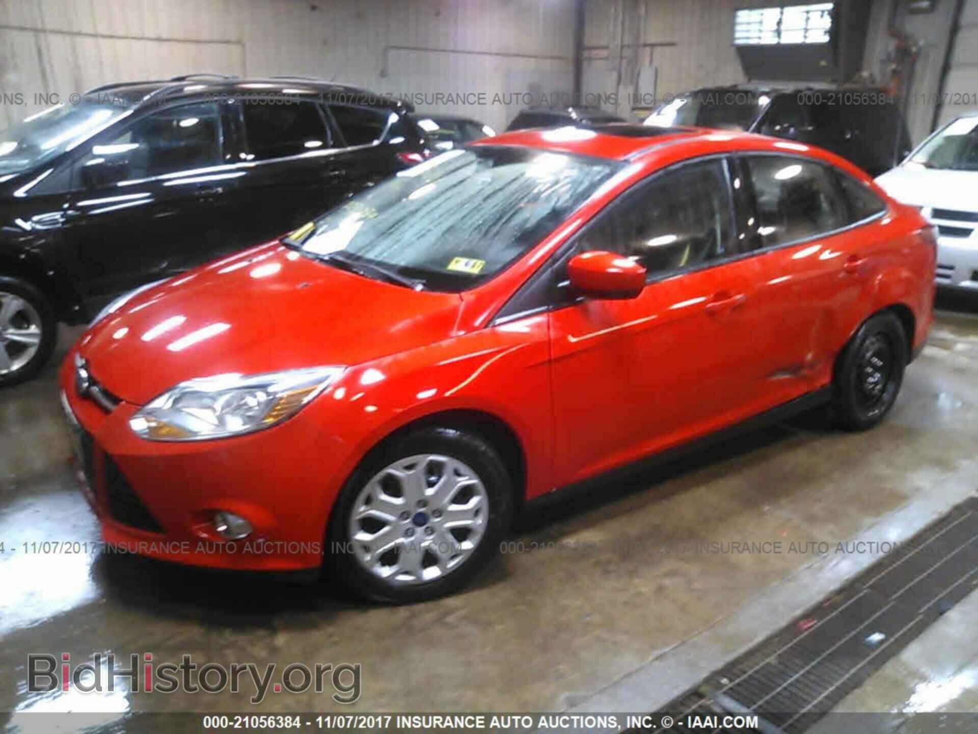 2012 Ford Focus - VIN: 1FAHP3F27CL464209 - Photo 2