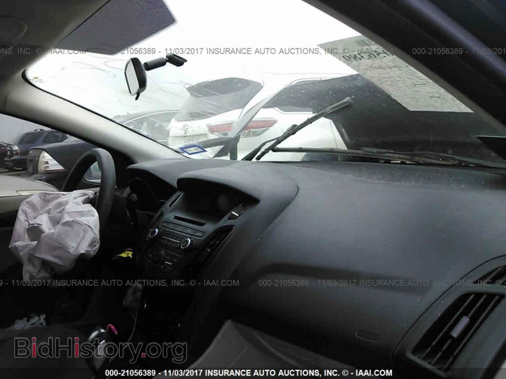 2015 Ford Focus - VIN: 1FADP3F27FL219168 - Photo 5